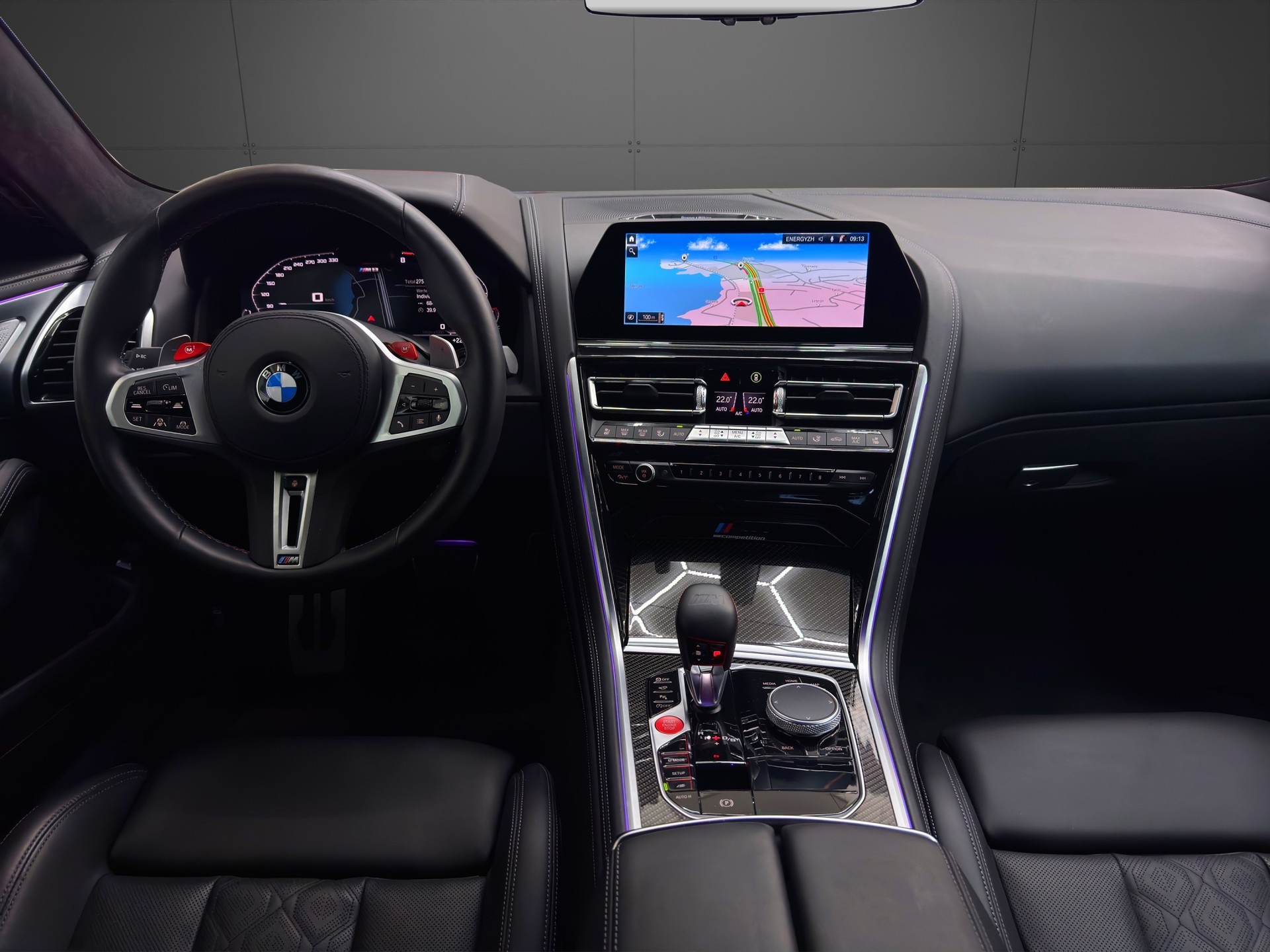 BMW M8 xDrive M Competition Steptronic-image-11