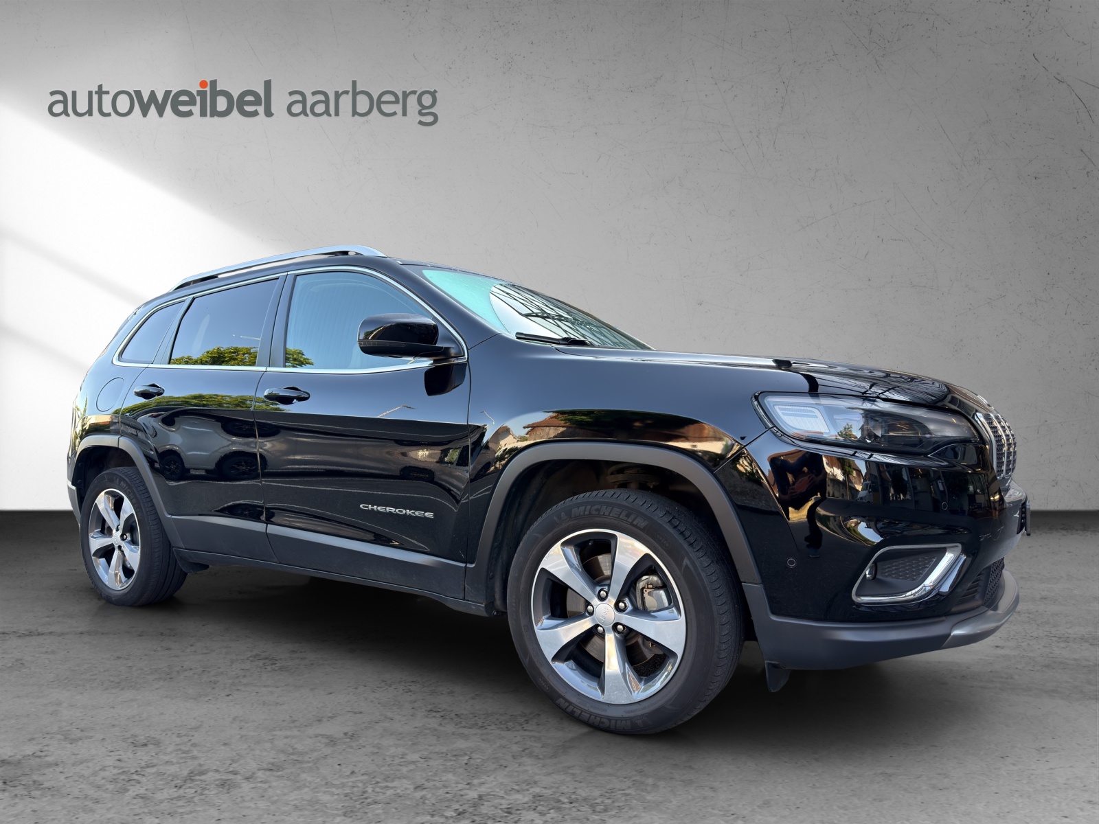 JEEP Cherokee 2.2MJ Limited AWD Drive II 9ATX-showroom-element-3
