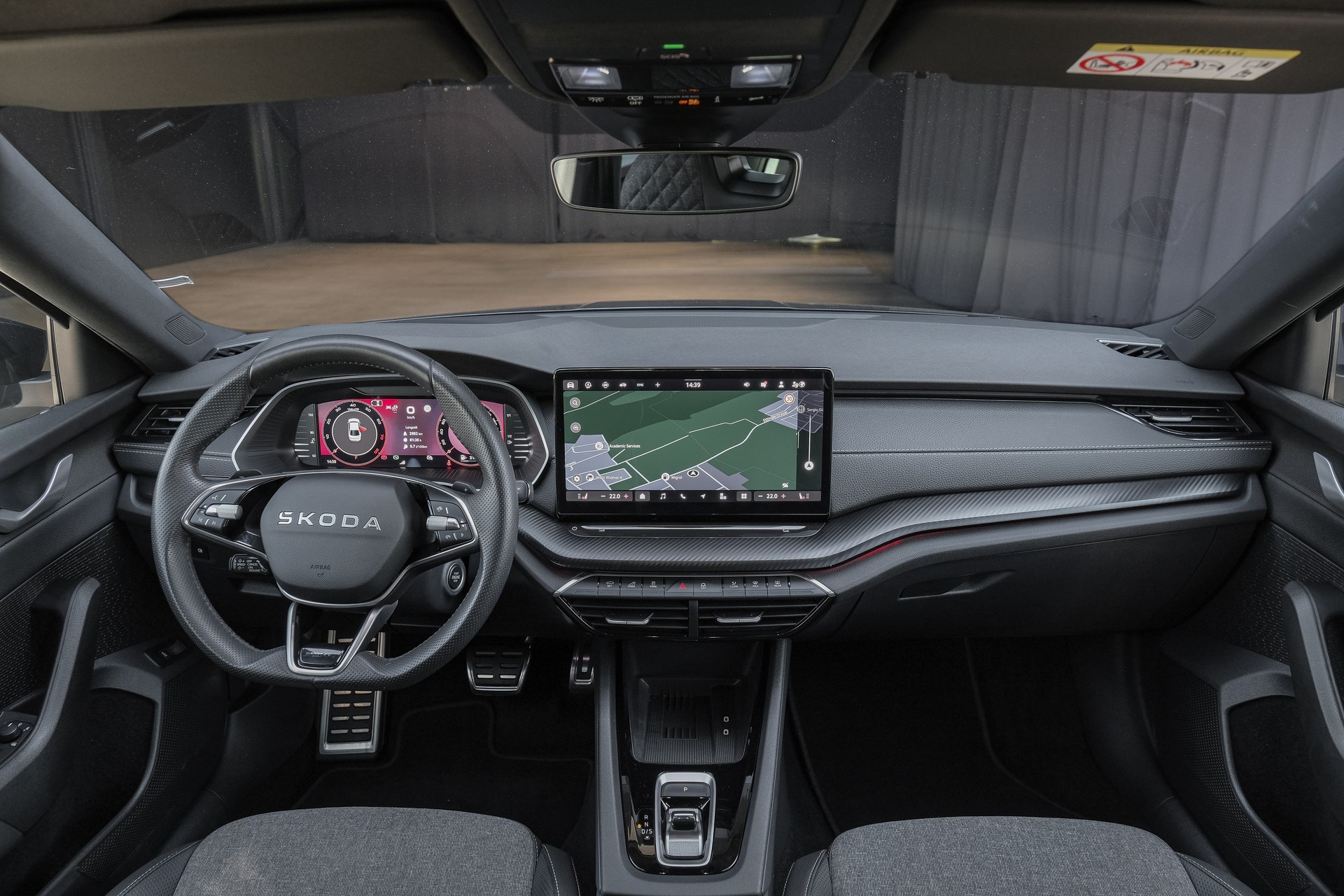 SKODA Octavia Limousine 1.5 TSI mHEV DSG SportLine-image-13