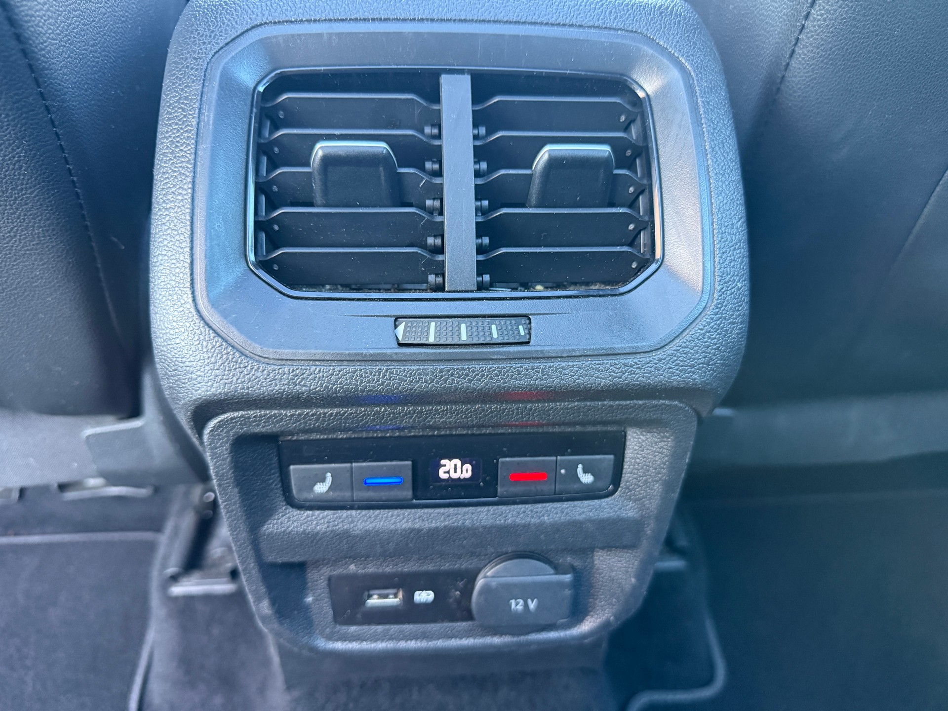 SEAT Tarraco 2.0TSI Xcellence 4Drive DSG *** ANHÄNGERKUPPLUNG ***-image-15