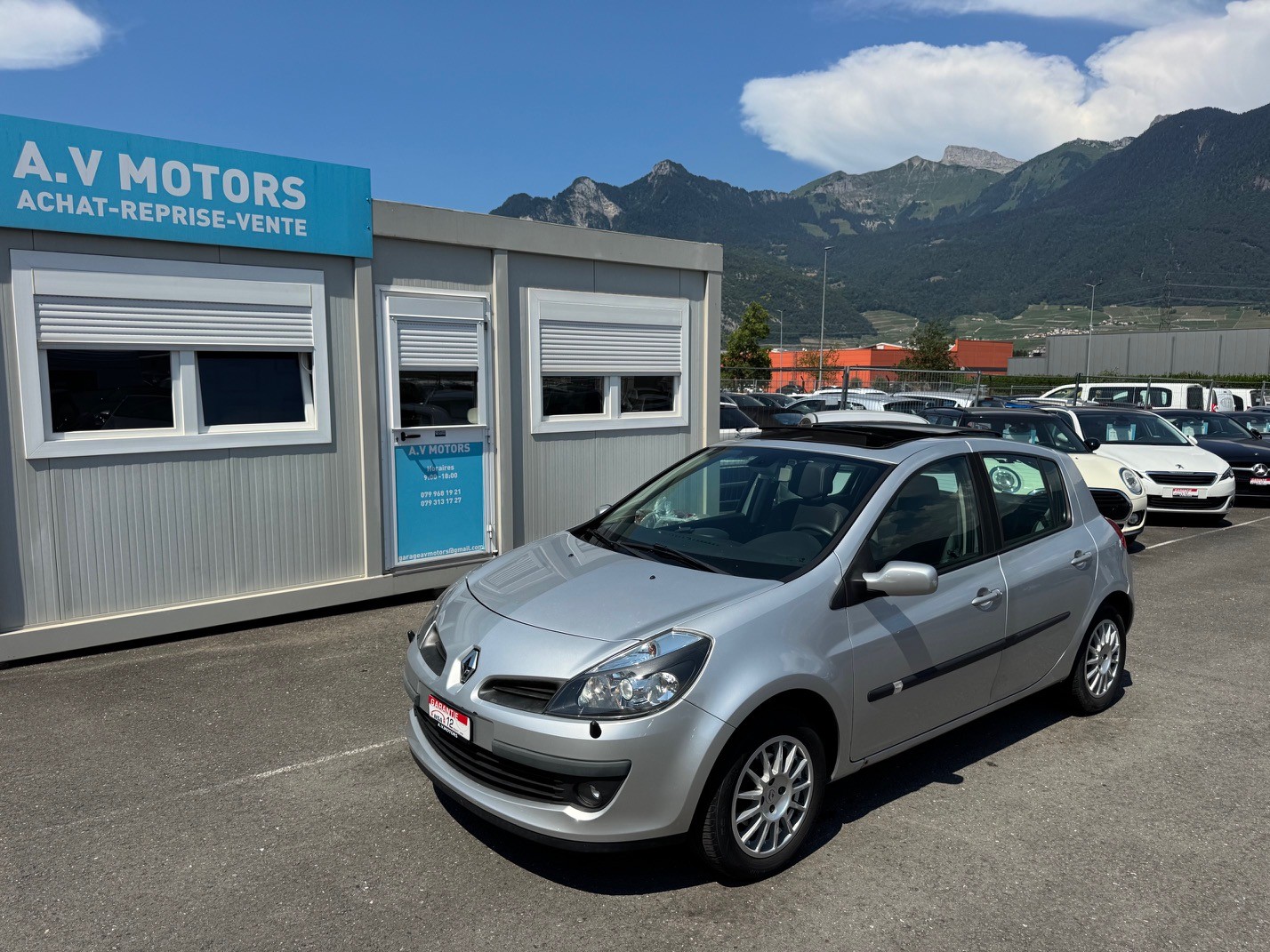 RENAULT Clio 1.6 16V Exception Automatique-image-0