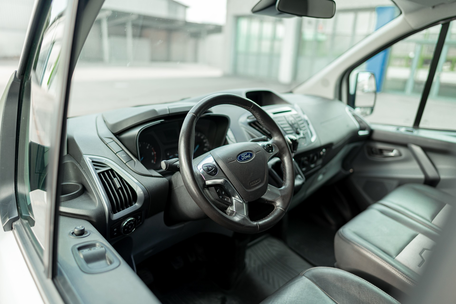FORD 2.0 TDCi 170 Sport-image-2