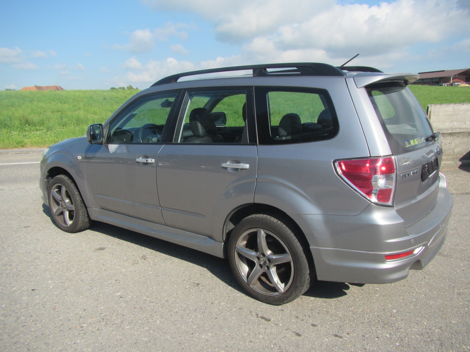 SUBARU Forester 2.5XT Executive Automatic-image-2