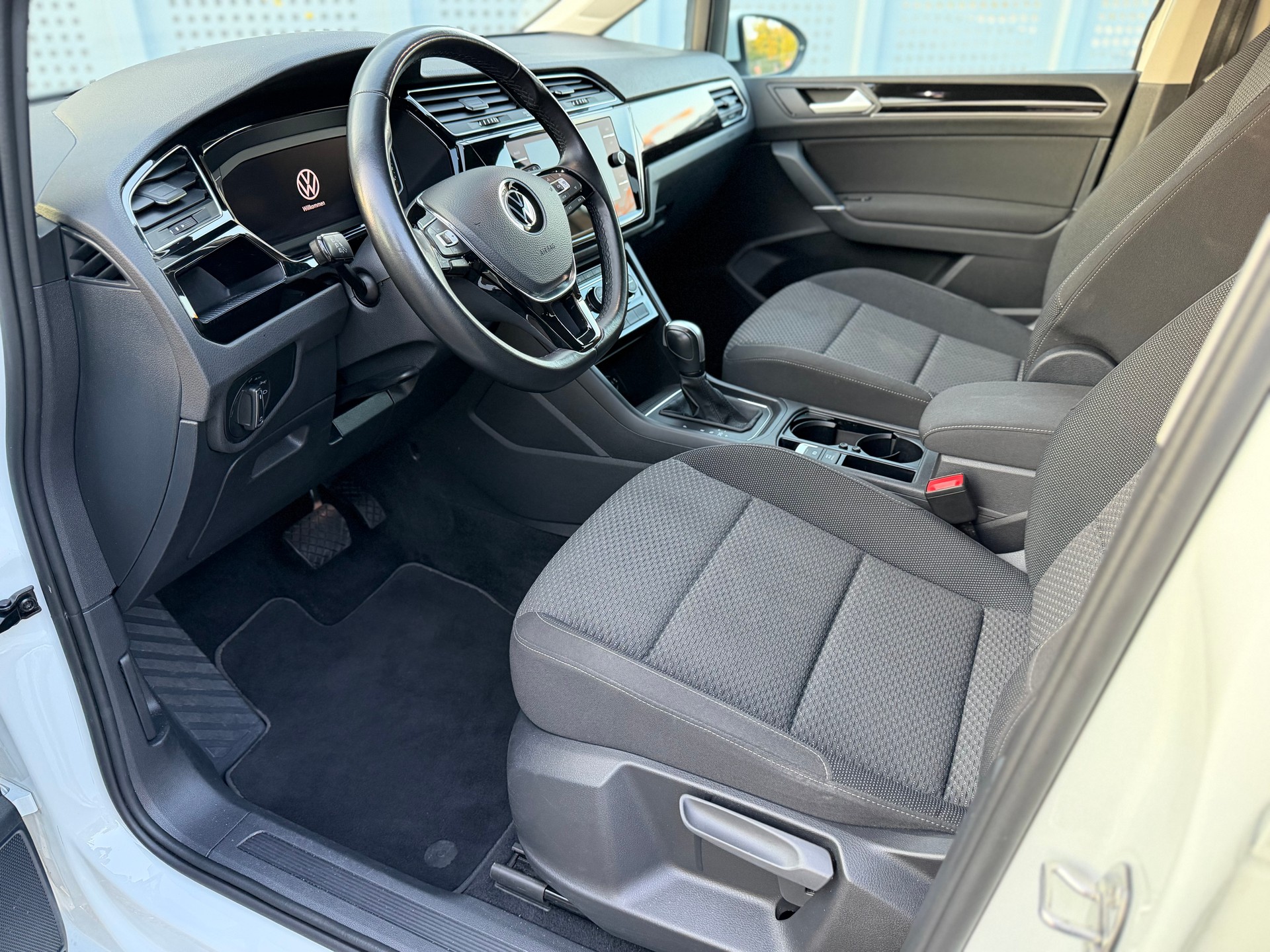 VW Touran 1.5 TSI EVO Comfortline DSG-image-9