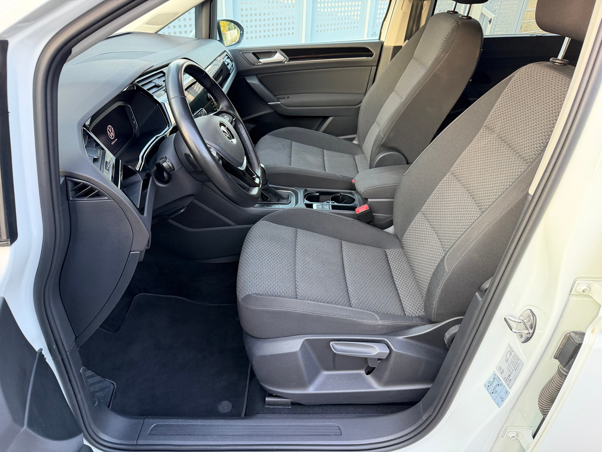 VW Touran 1.5 TSI EVO Comfortline DSG-image-8