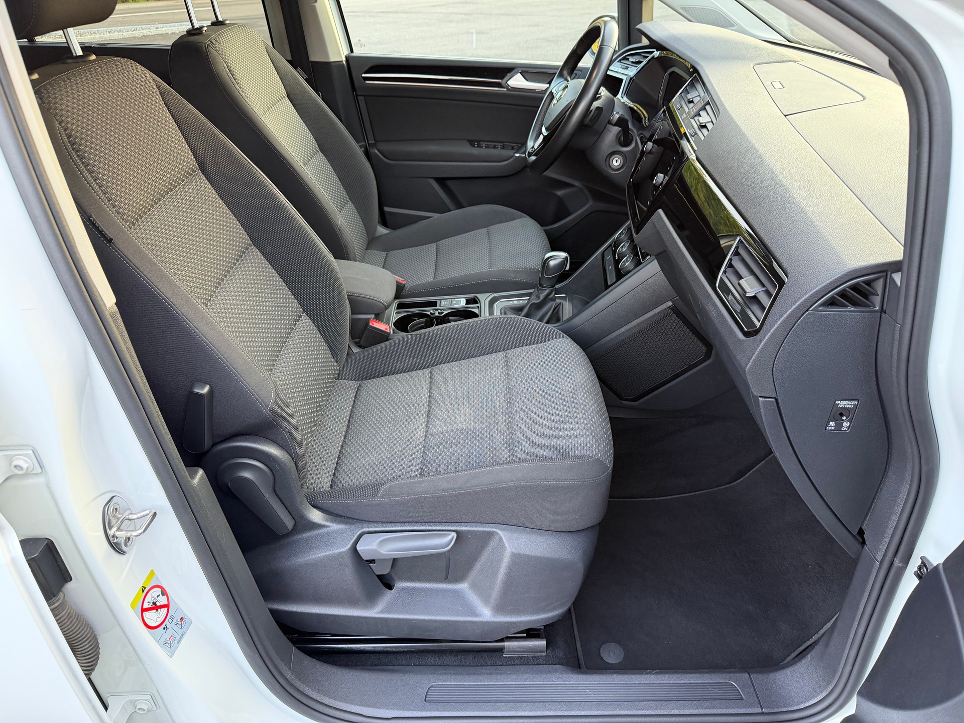 VW Touran 1.5 TSI EVO Comfortline DSG-image-12