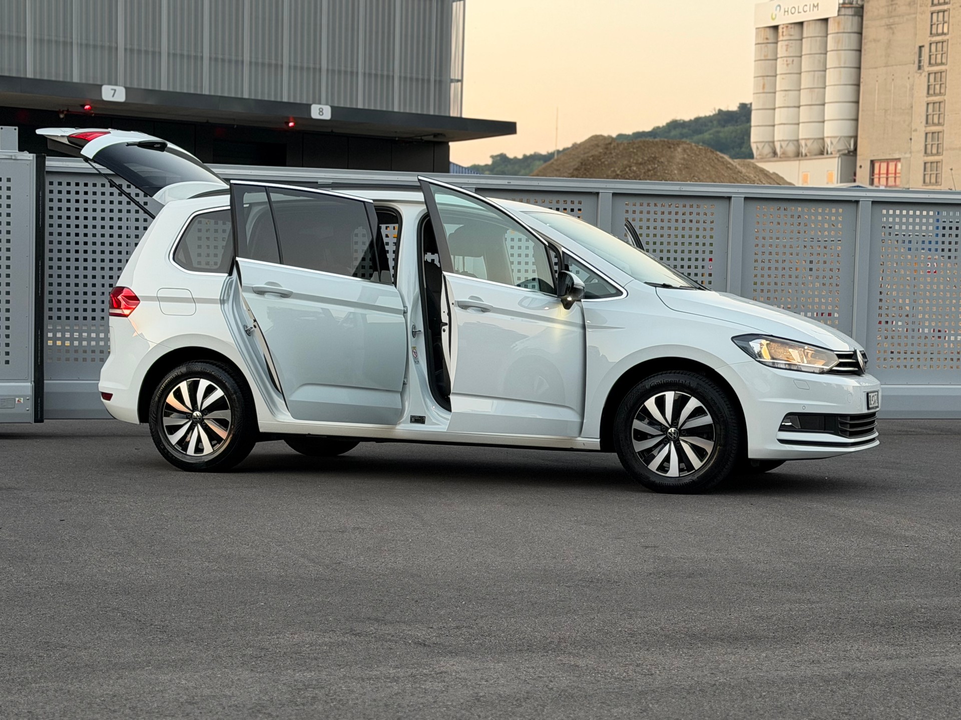 VW Touran 1.5 TSI EVO Comfortline DSG-image-31