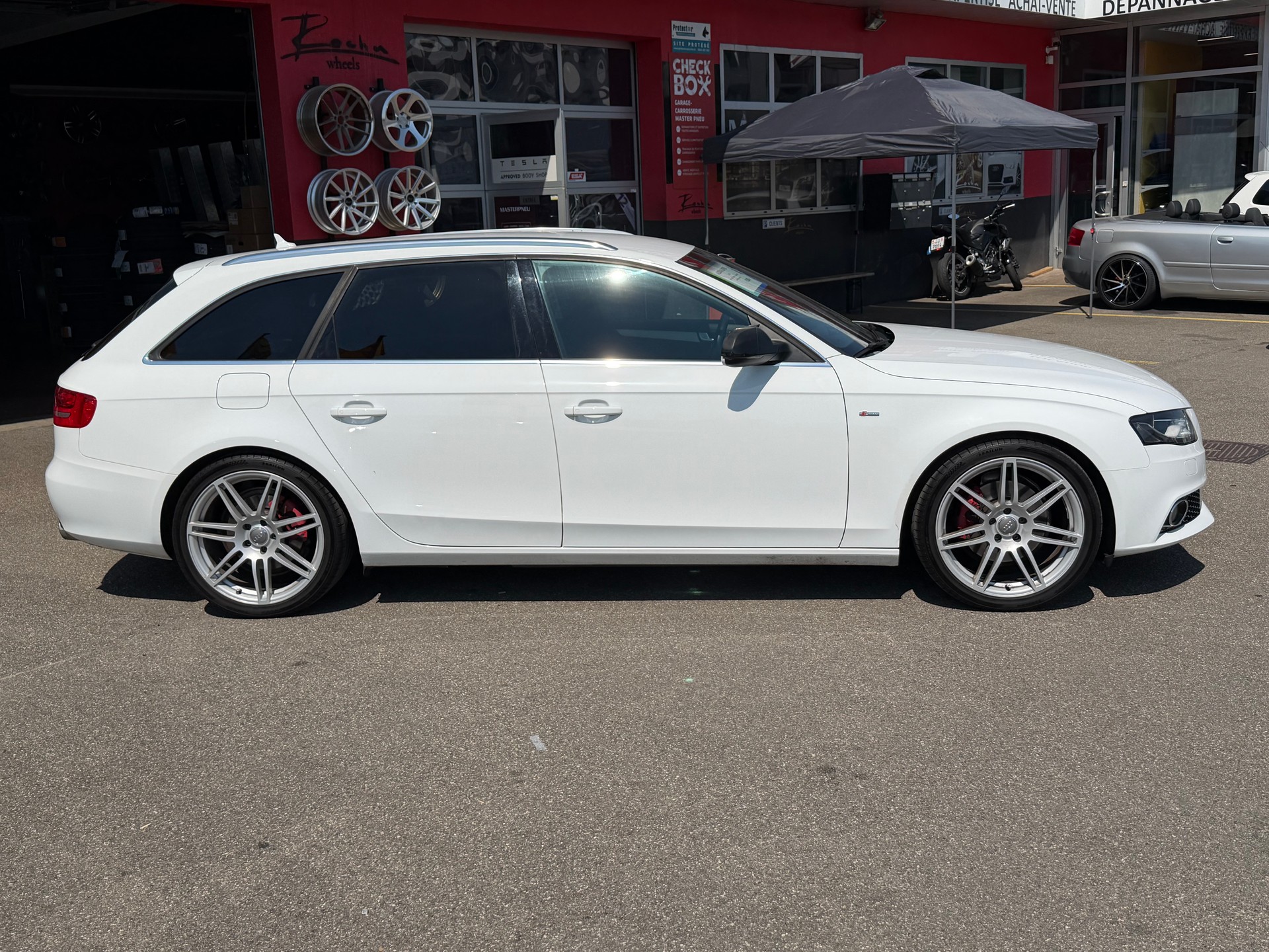 AUDI A4 Avant 2.0 TFSI multitronic-image-2