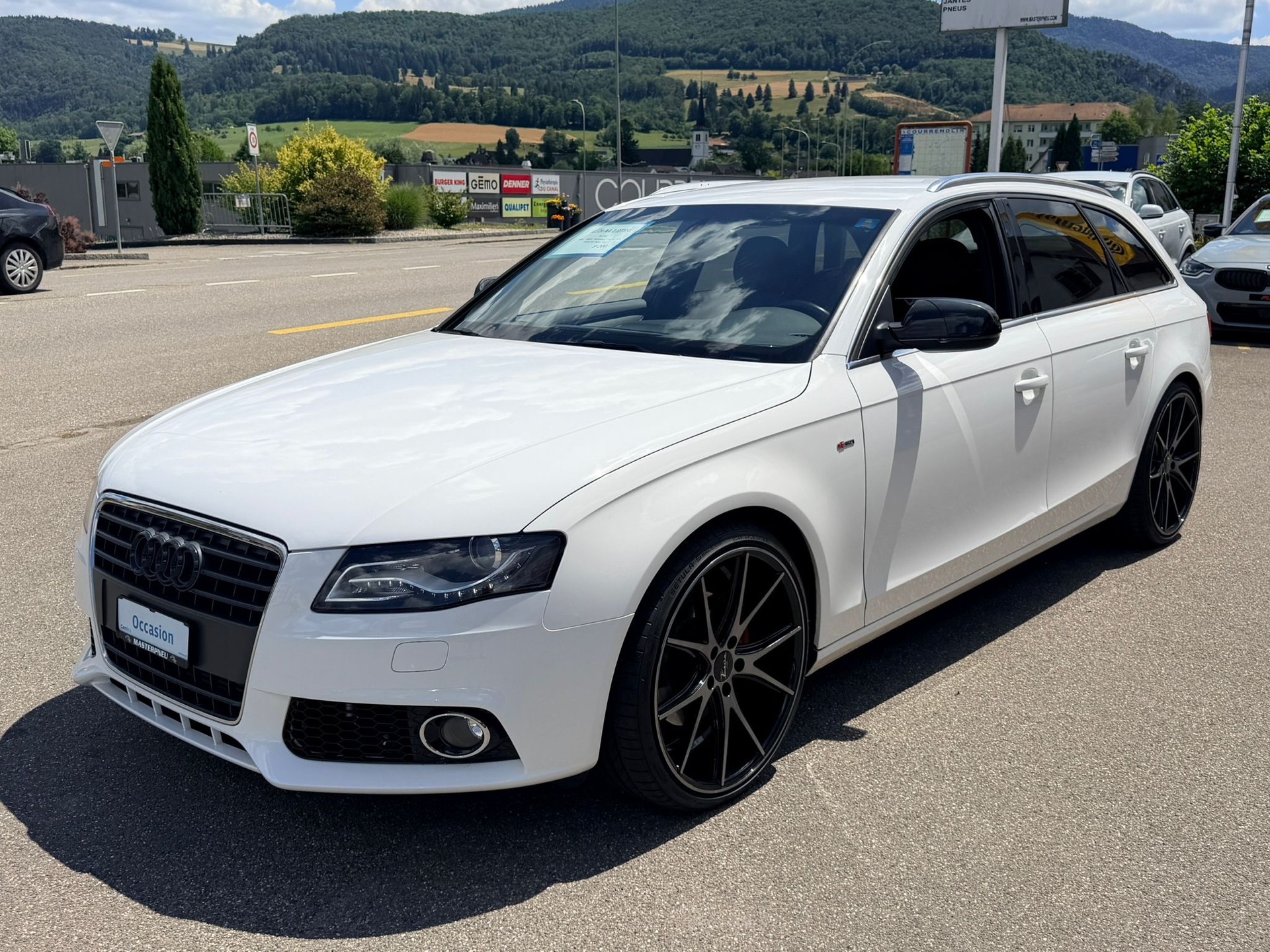 AUDI A4 Avant 2.0 TFSI multitronic-image-3