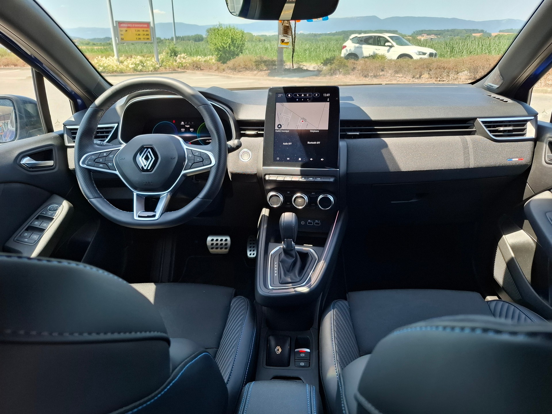 RENAULT Clio 1.6 E-Tech Esprit Alpine-image-11