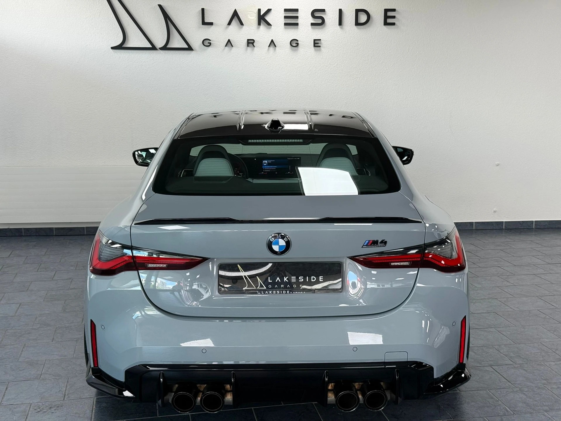 BMW M4 Coupé Competition M xDrive-image-5