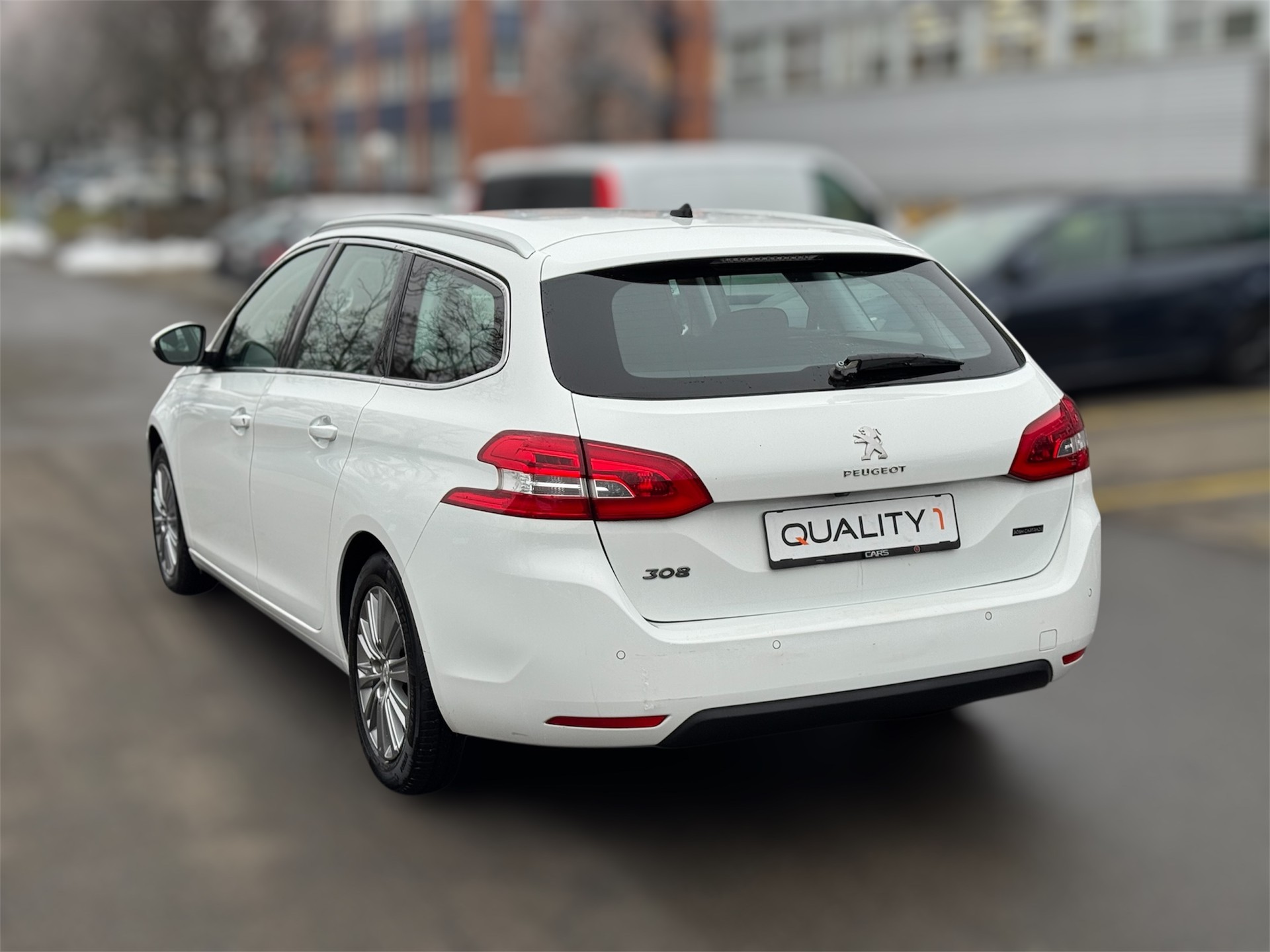 PEUGEOT 308 SW 1.5 BlueHDI Tech Edition EAT8-image-6