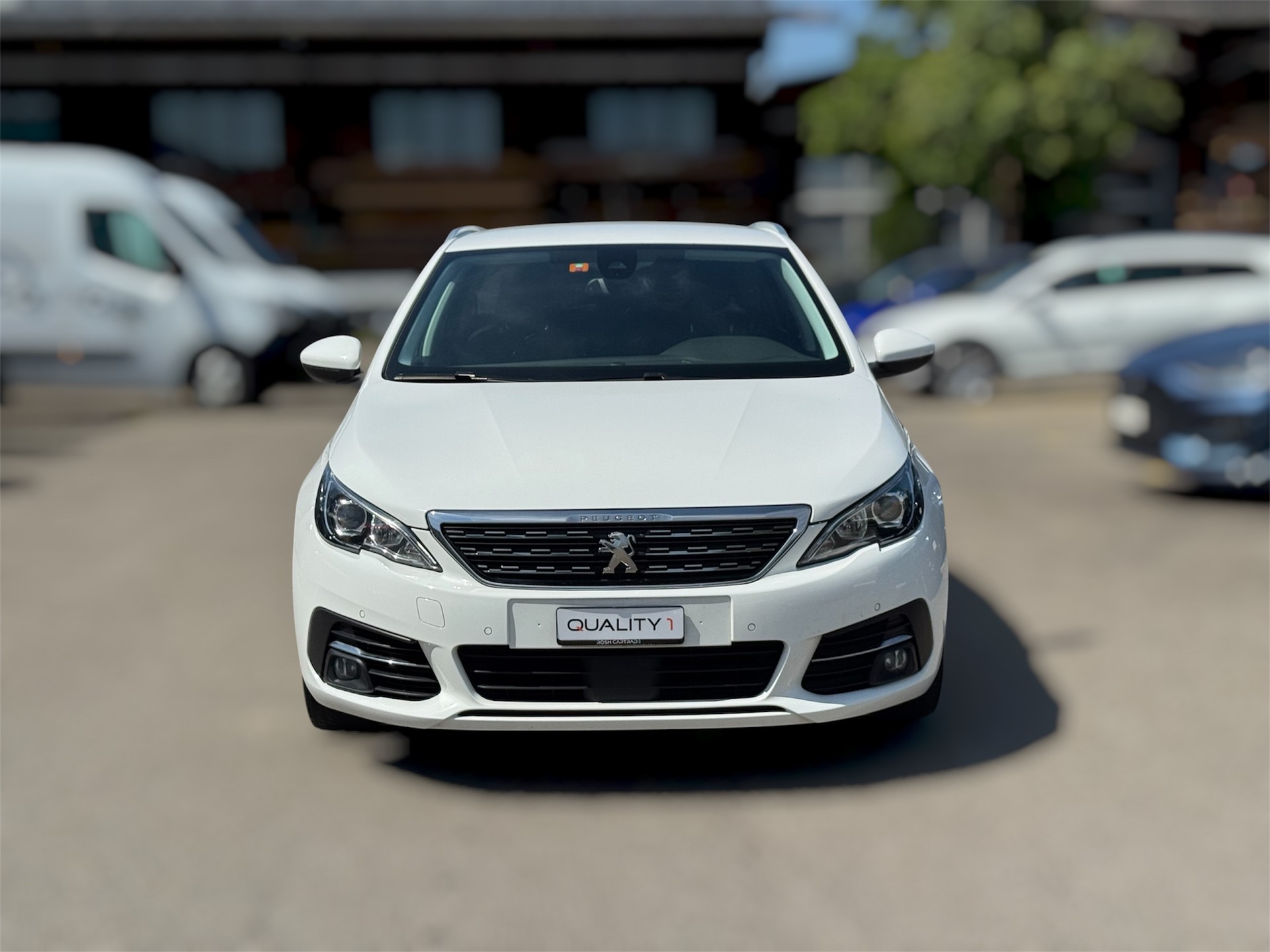PEUGEOT 308 SW 1.5 BlueHDI Tech Edition EAT8-image-1