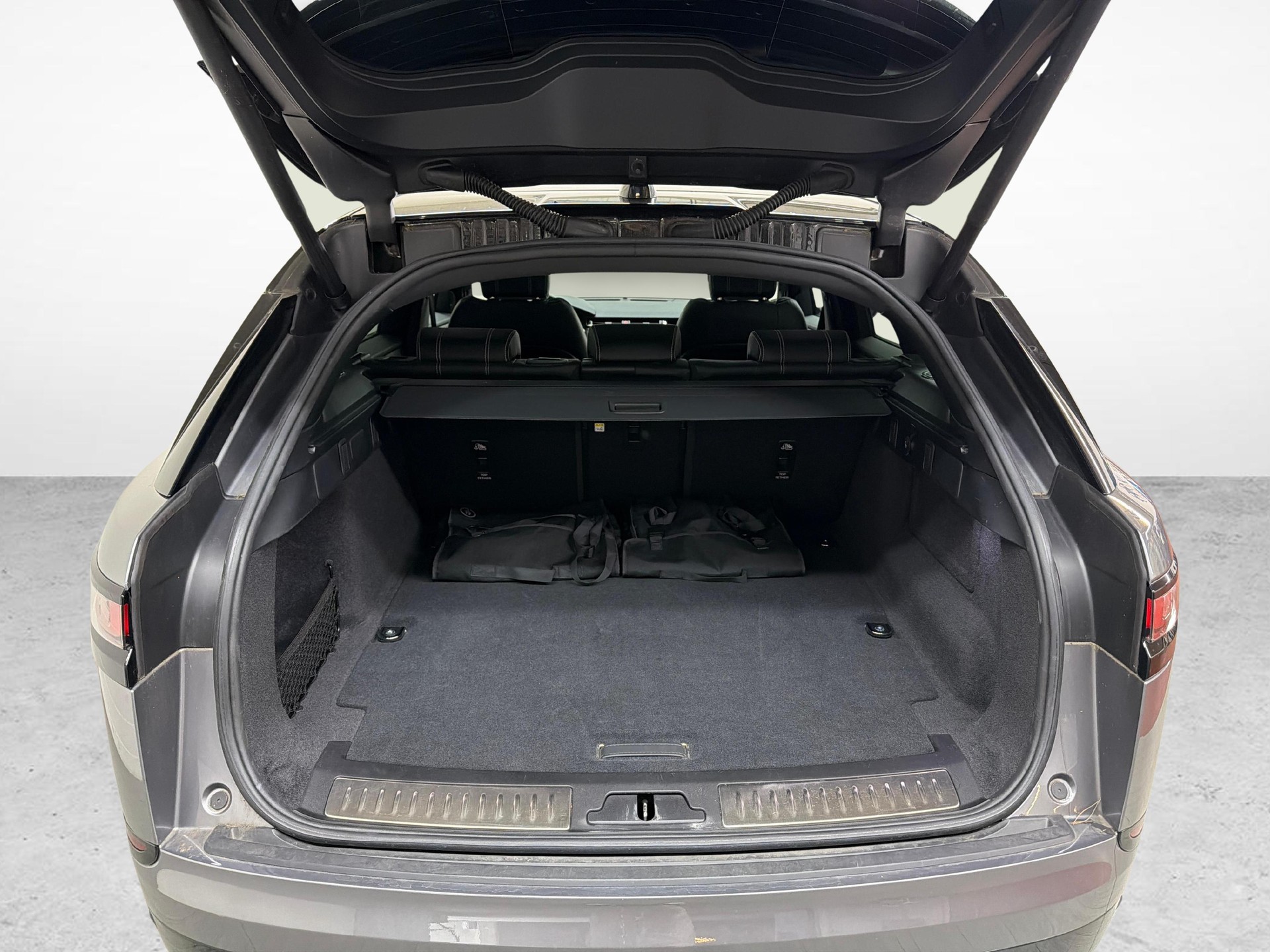 LAND ROVER Range Rover Velar 2.0 P400e Edition-image-11