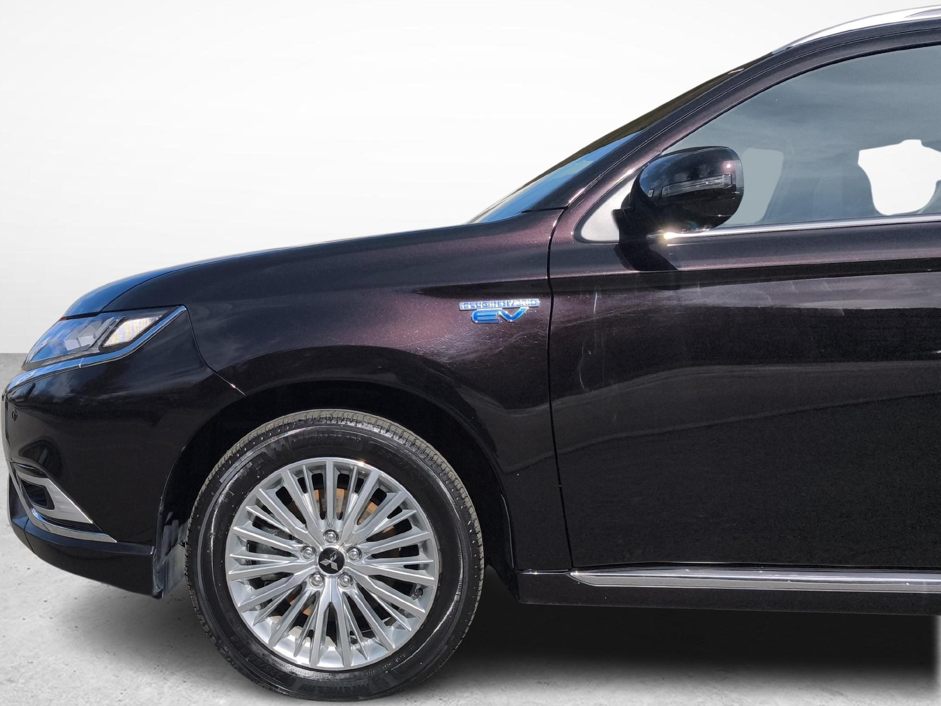 MITSUBISHI Outlander 2.4 PHEV Diamond-image-12