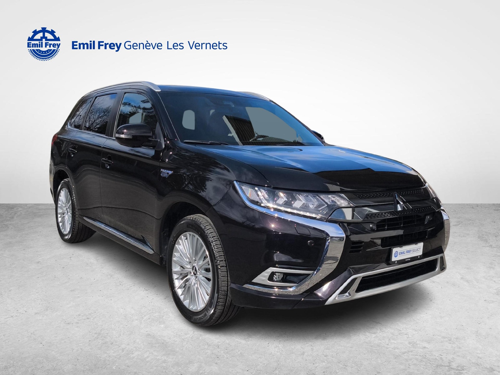 MITSUBISHI Outlander 2.4 PHEV Diamond-image-6