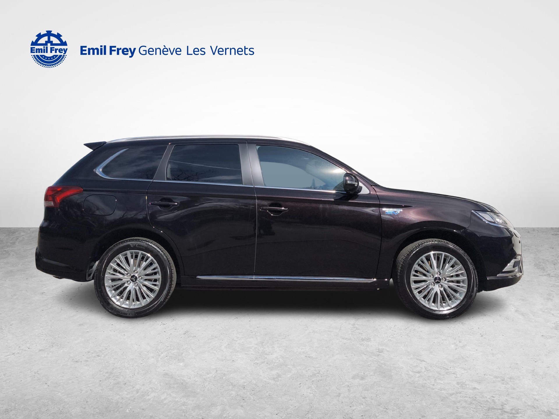 MITSUBISHI Outlander 2.4 PHEV Diamond-image-5
