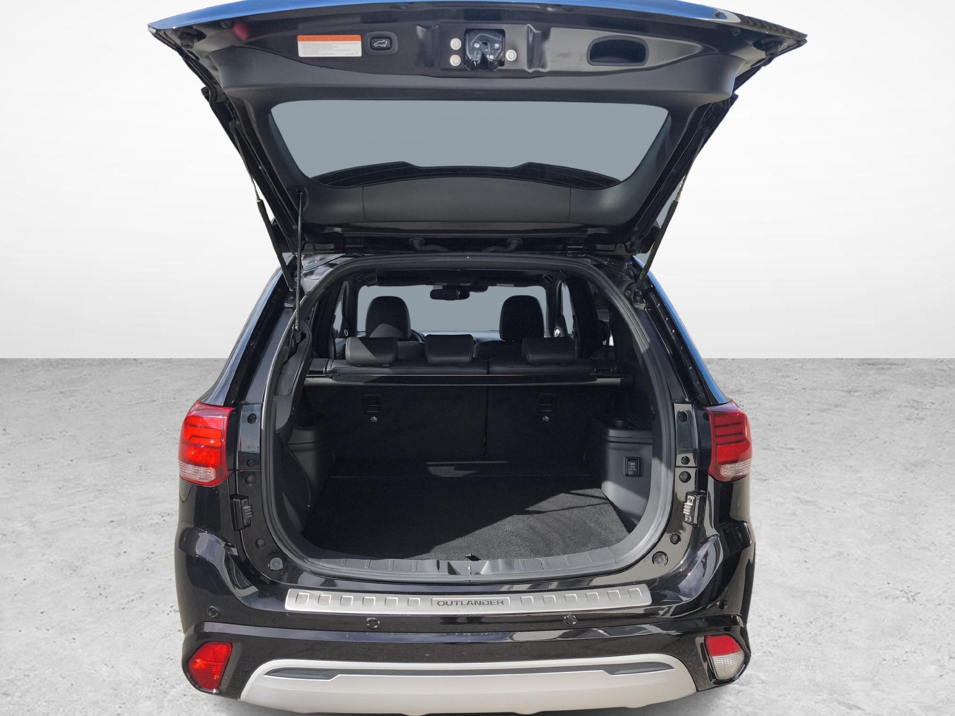 MITSUBISHI Outlander 2.4 PHEV Diamond-image-11