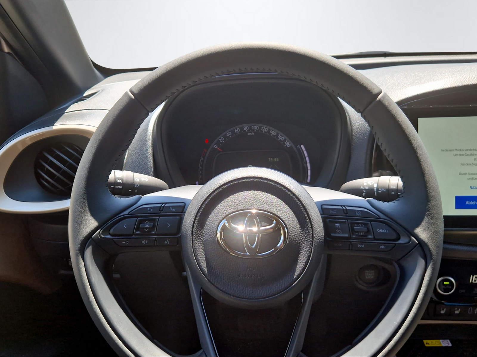 TOYOTA Aygo X 1.0 VVT-i Trend-image-4