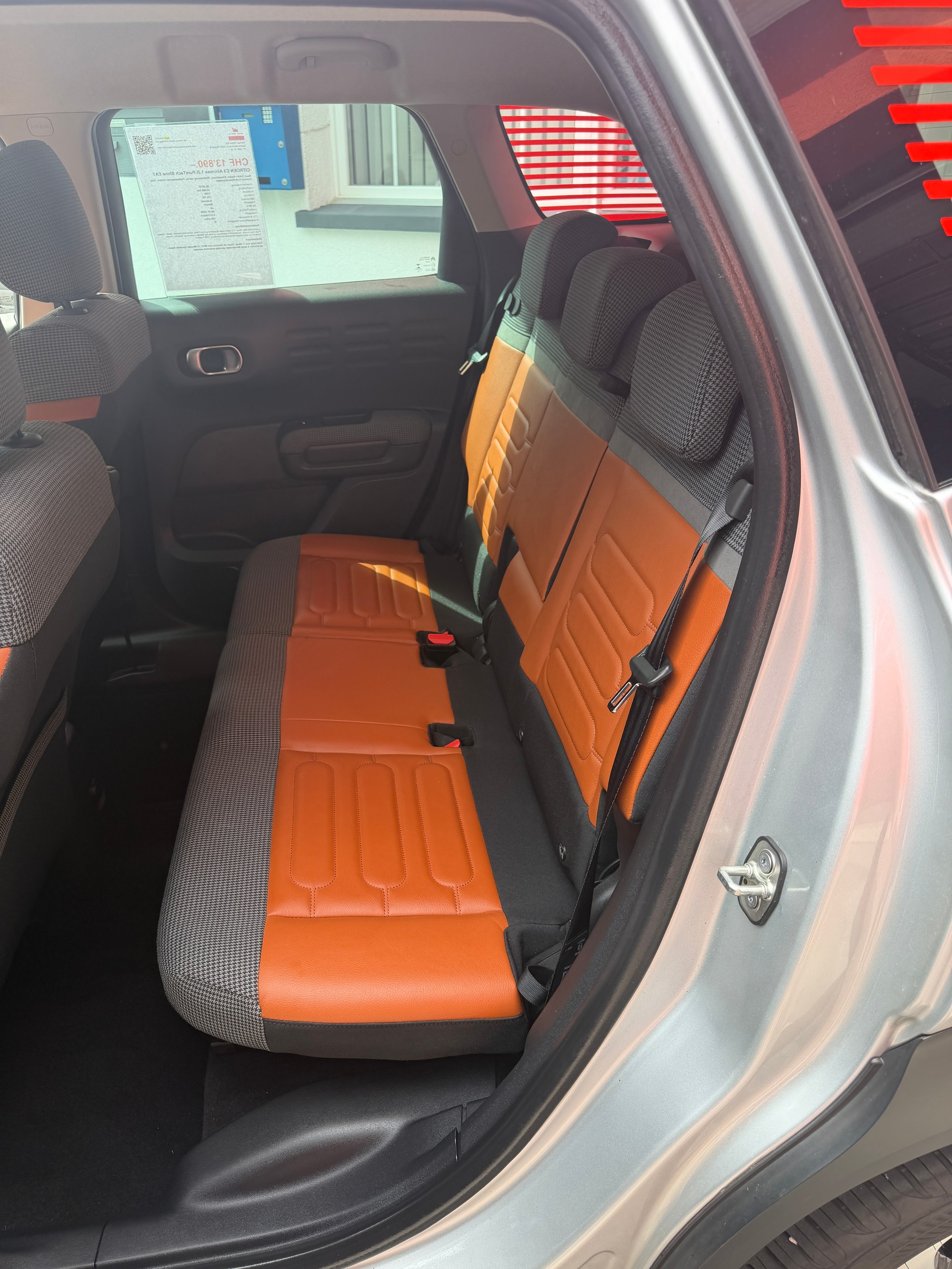 CITROEN C3 Aircross 1.2i PureTech Shine EAT-image-14