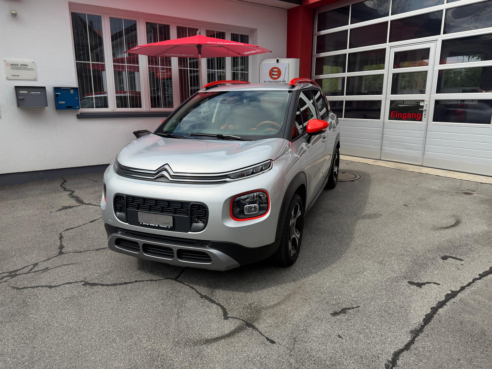CITROEN C3 Aircross 1.2i PureTech Shine EAT-image-3