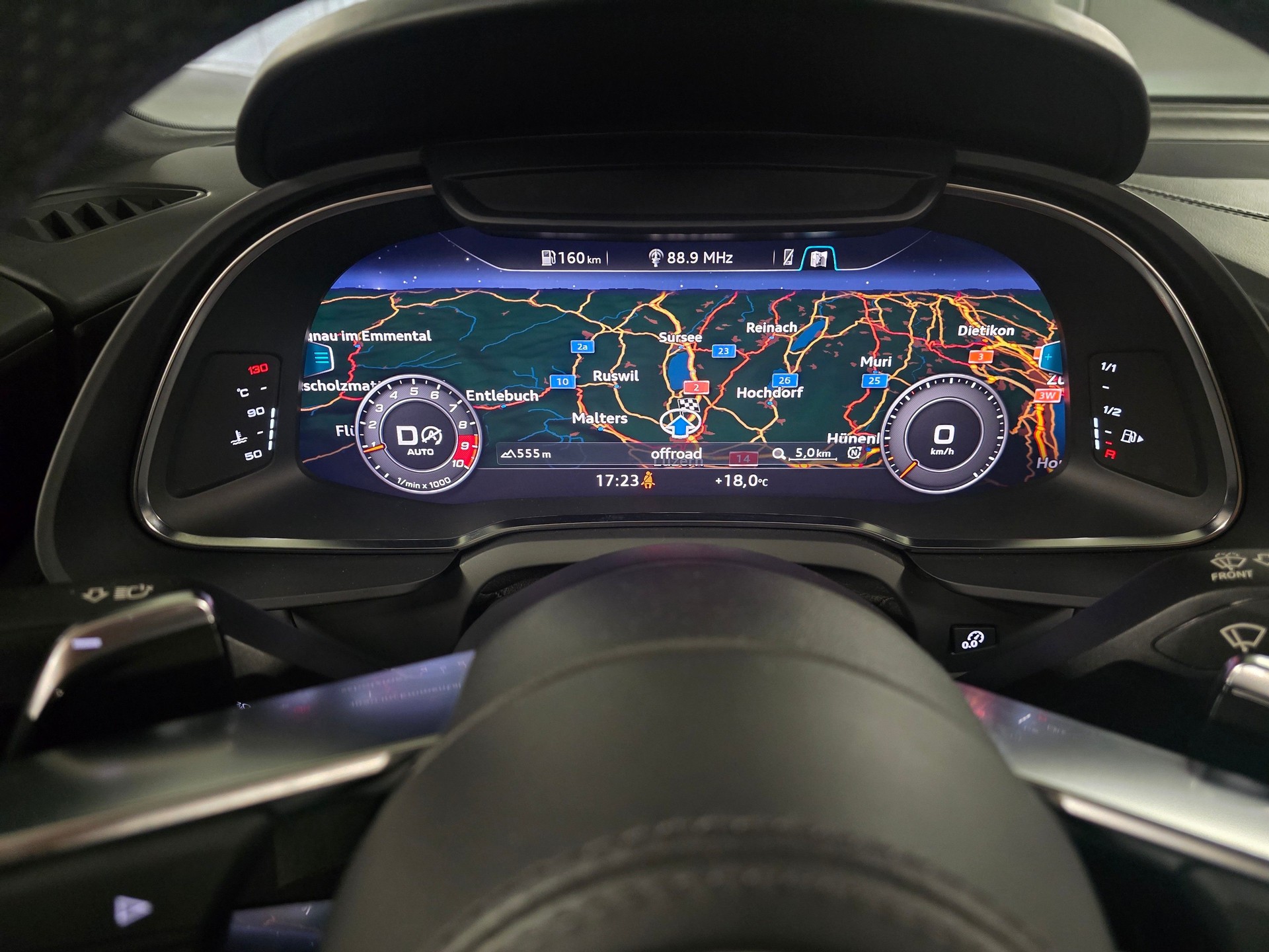 AUDI R8 Spyder S-Tronic-image-23