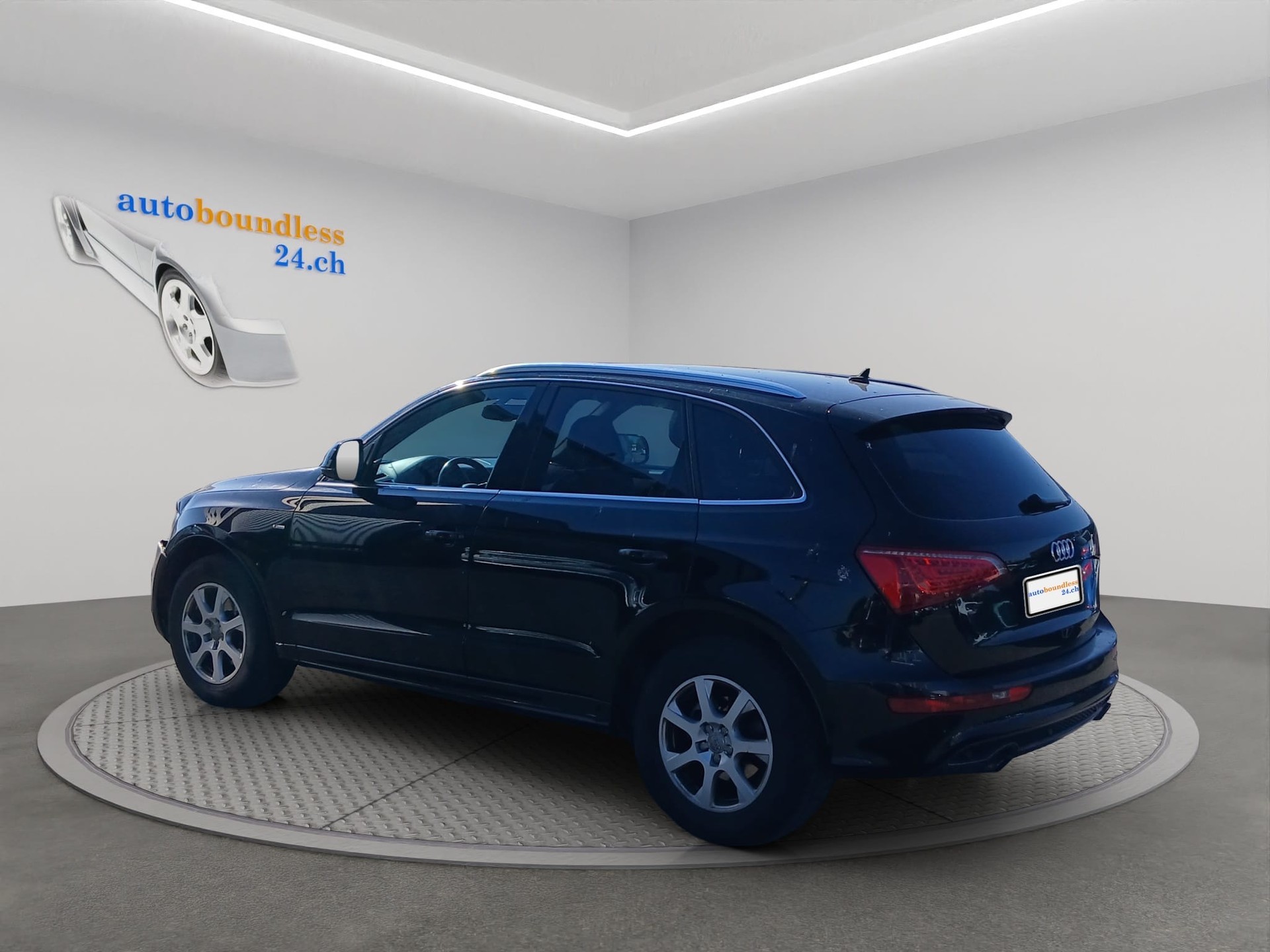 AUDI Q5 2.0 TFSI quattro S-tronic-image-7
