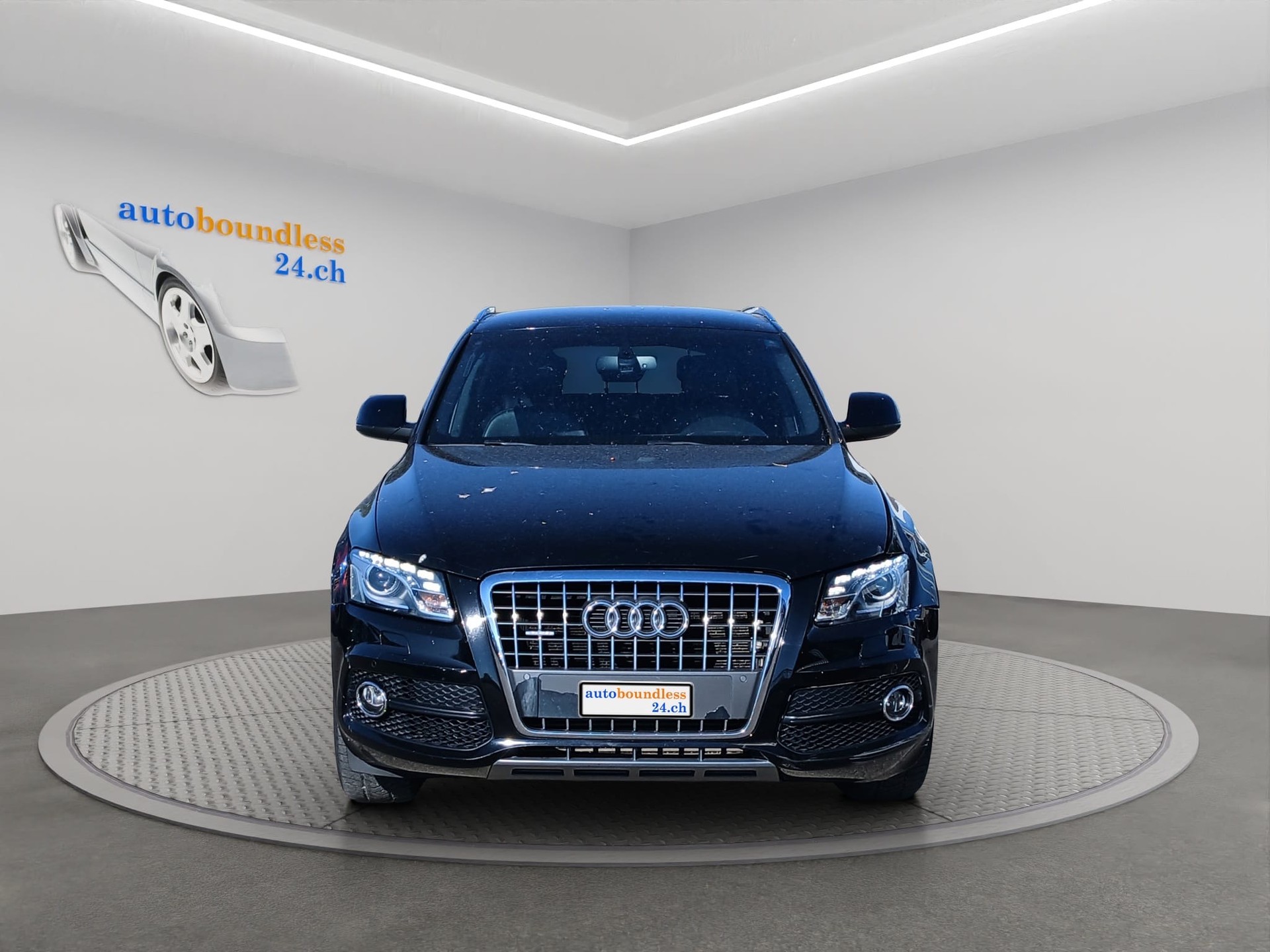 AUDI Q5 2.0 TFSI quattro S-tronic-image-0