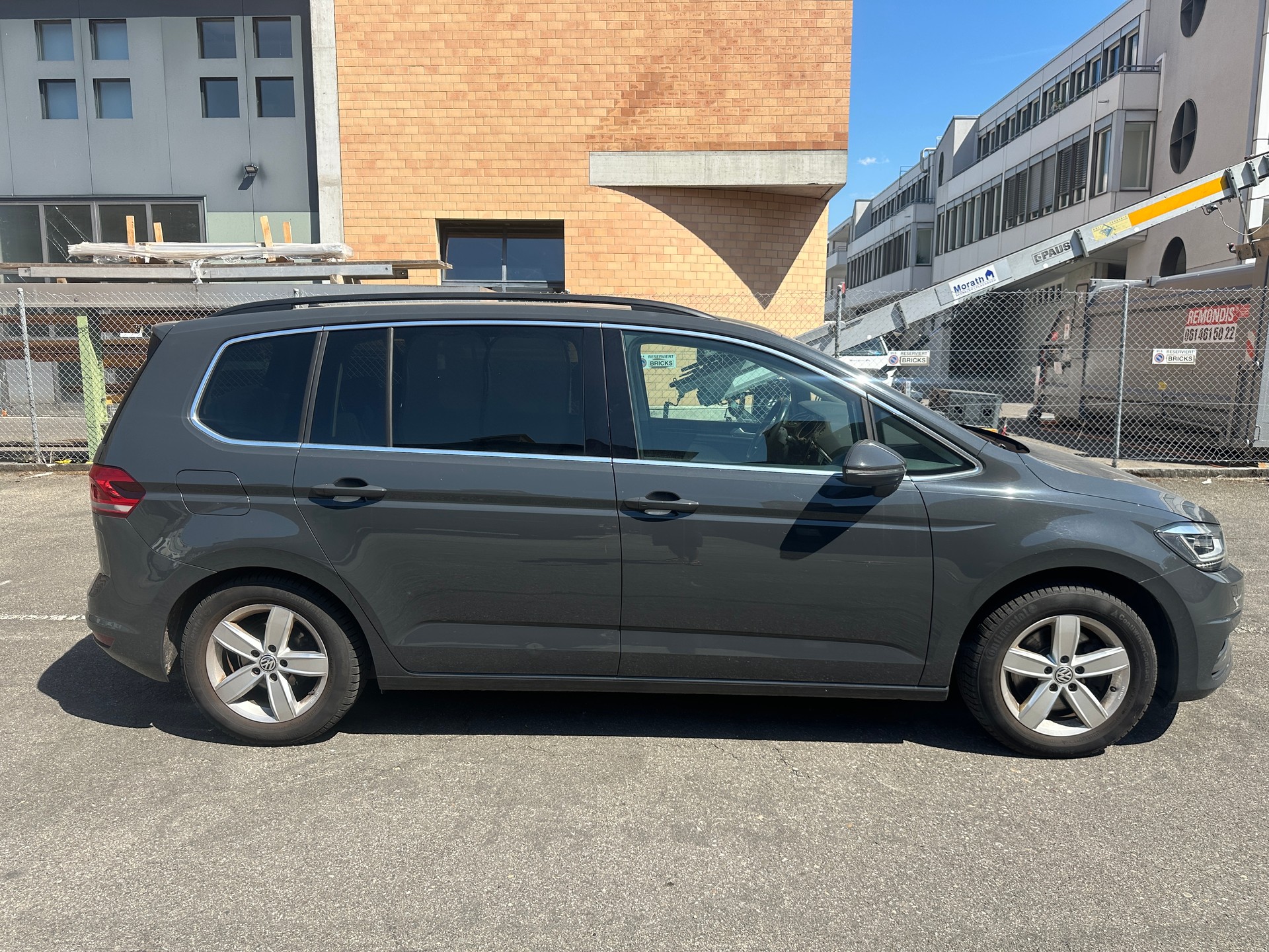 VW Touran 1.4 TSI BlueMotion Technology Family-image-6