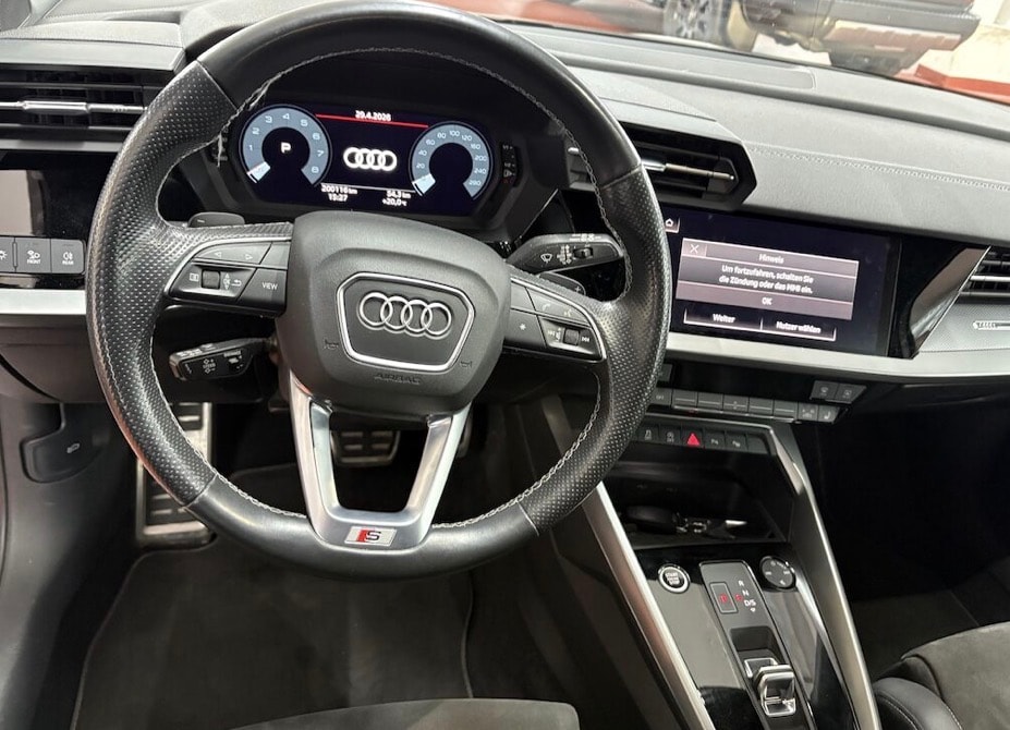 AUDI A3 Sportback 35 TFSI Attraction S-tronic-image-4