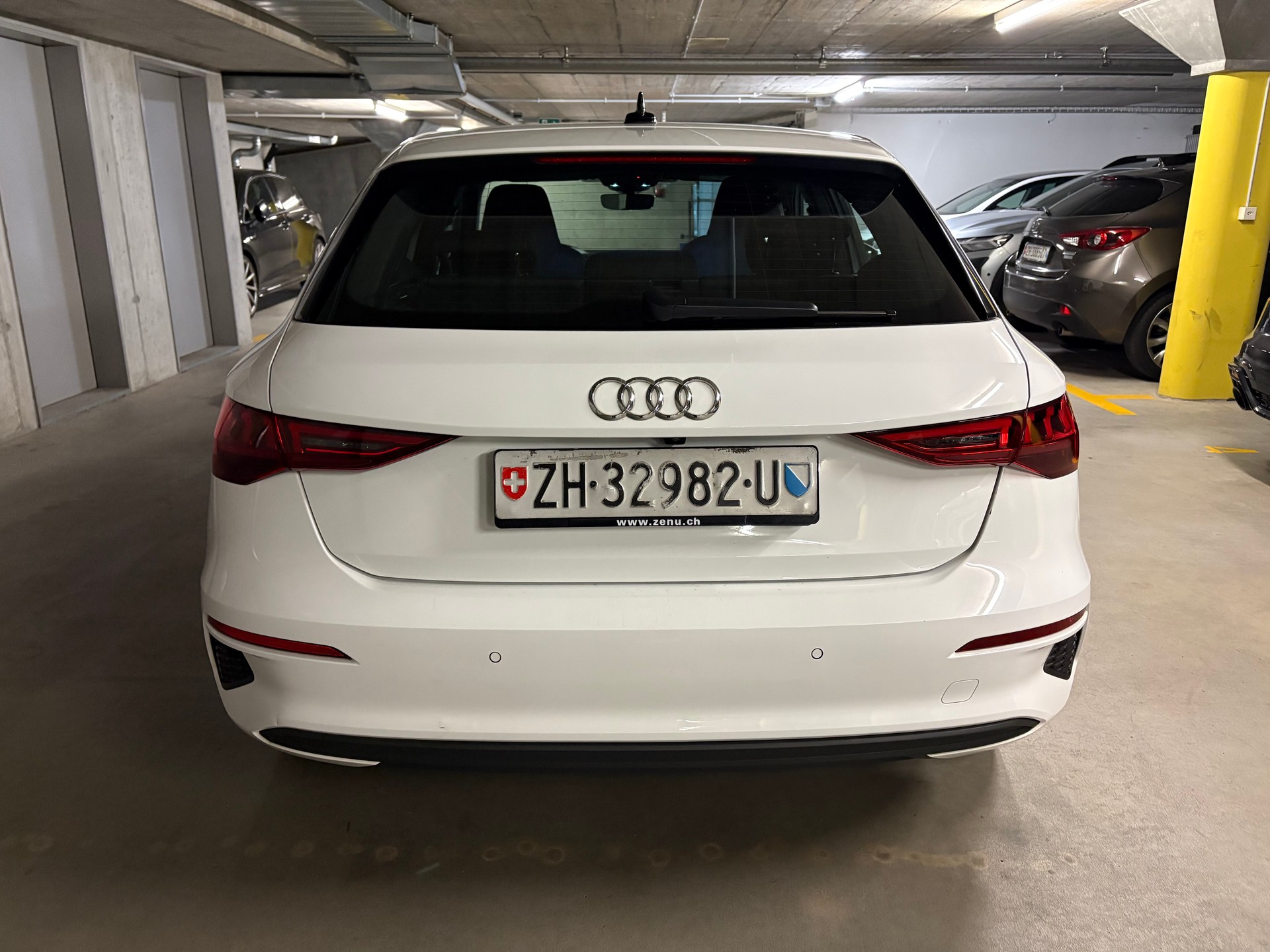 AUDI A3 Sportback 35 TFSI Attraction S-tronic-image-4