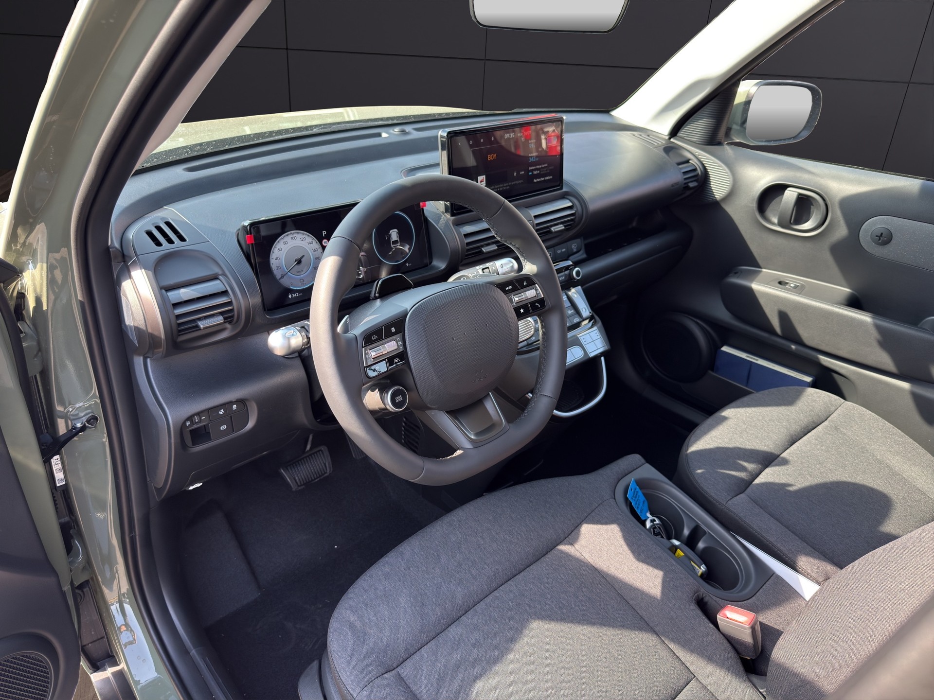 HYUNDAI Inster 49kWh Origo-image-13