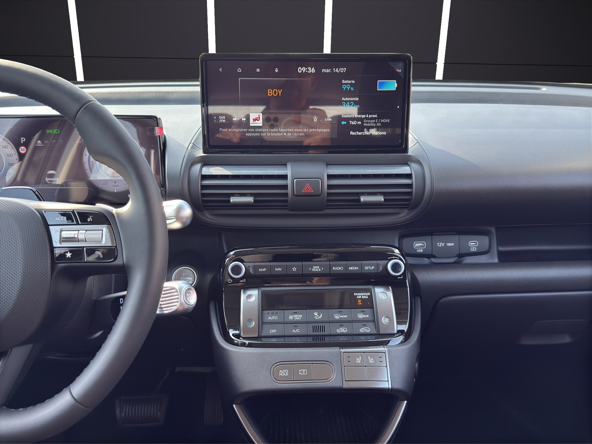 HYUNDAI Inster 49kWh Origo-image-10