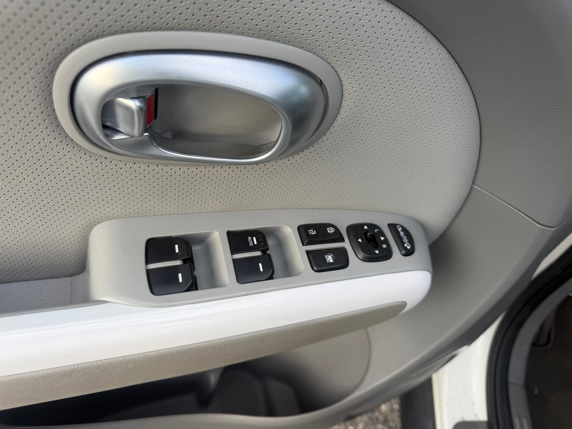 KIA Soul EV Trend-image-12