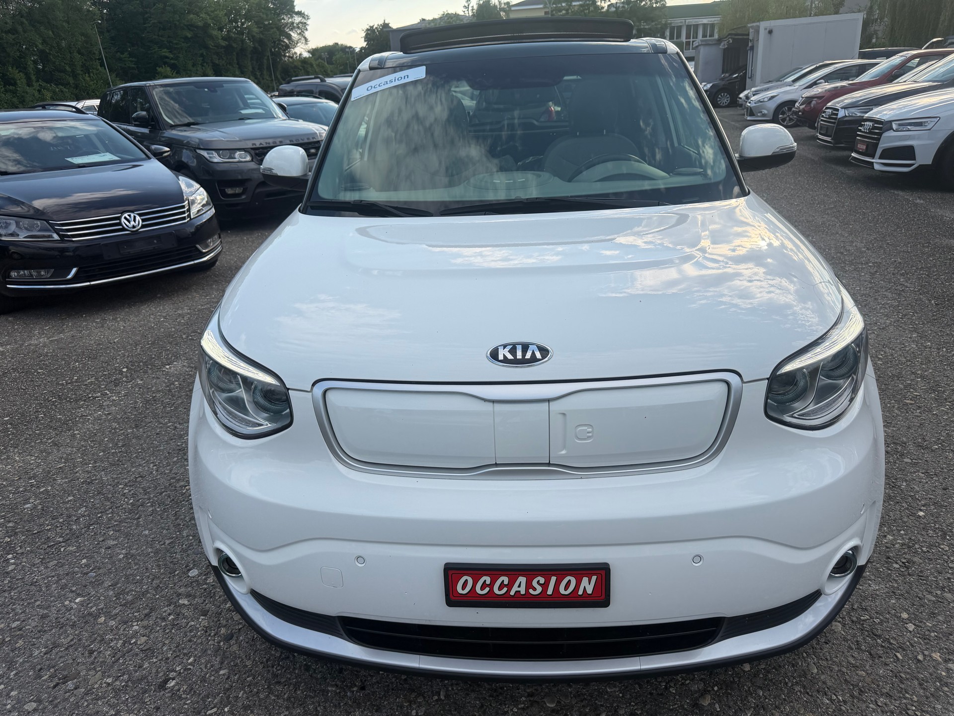 KIA Soul EV Trend-image-5