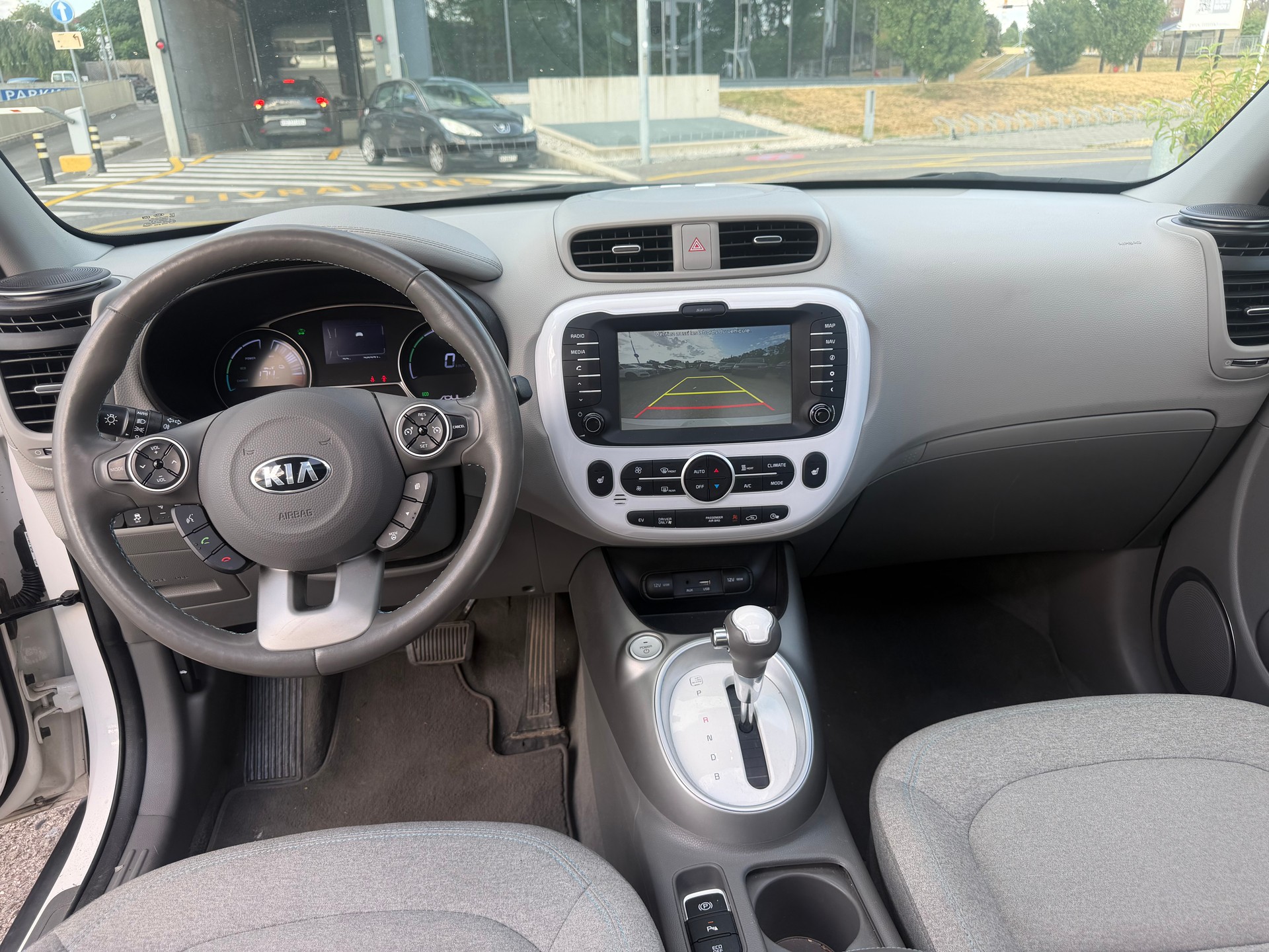 KIA Soul EV Trend-image-7