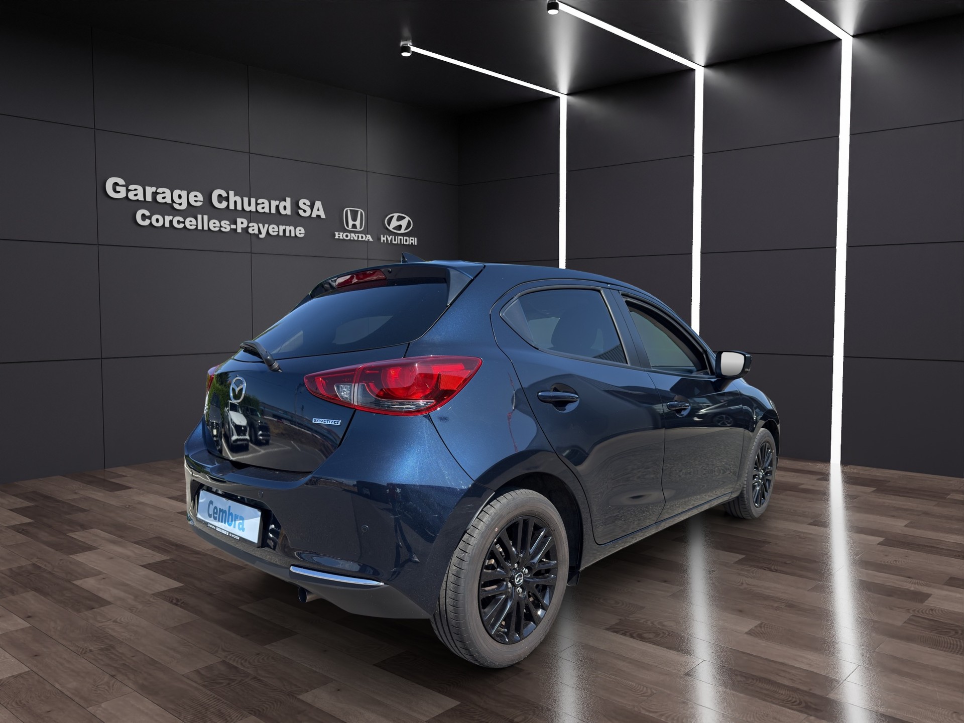 MAZDA 2 SKYACTIV-G 90 Homura Automat-image-4