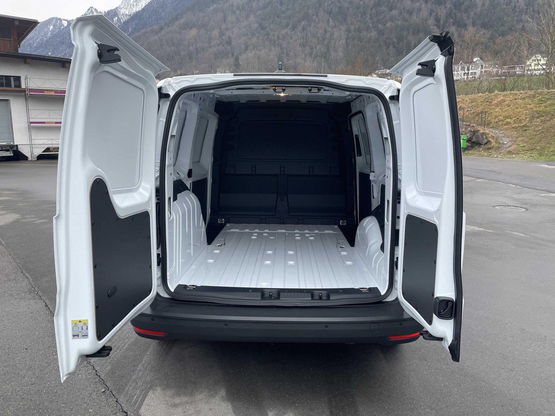 FORD Grand Transit Connect Kaw. 2.0 EcoBlue 122PS Trend 4x4-image-27