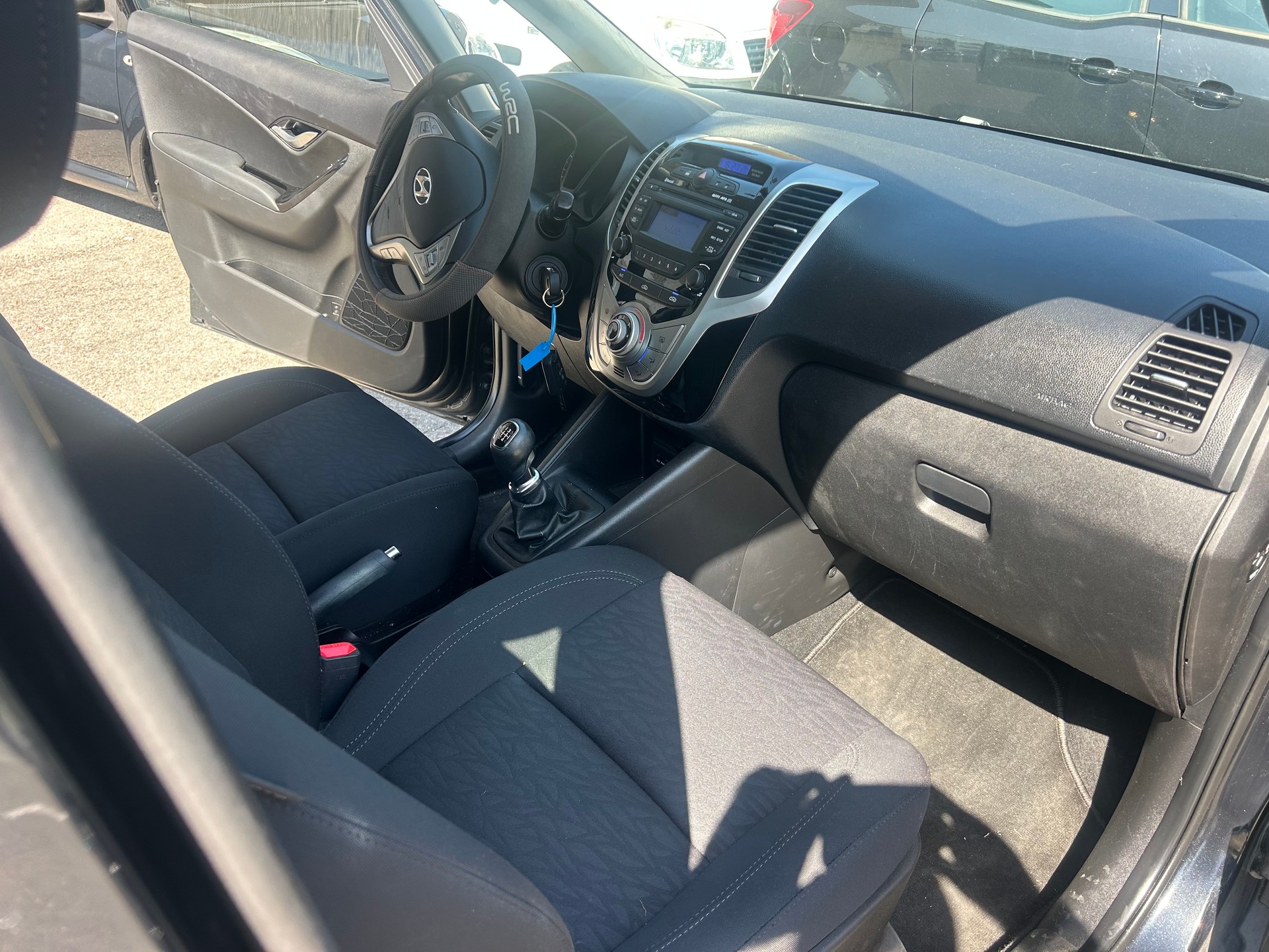 HYUNDAI iX20 1.6 Style-image-8