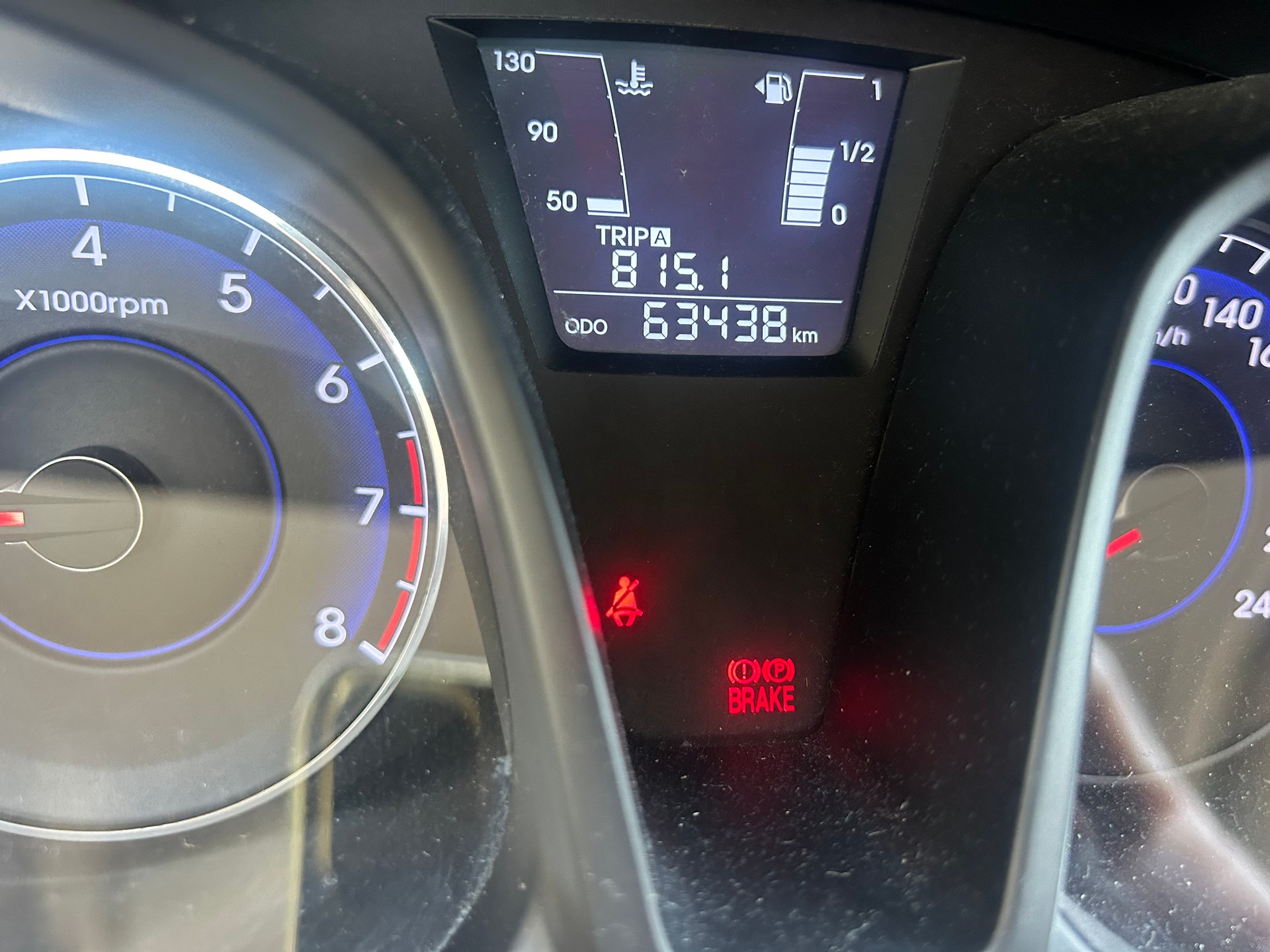 HYUNDAI iX20 1.6 Style-image-10