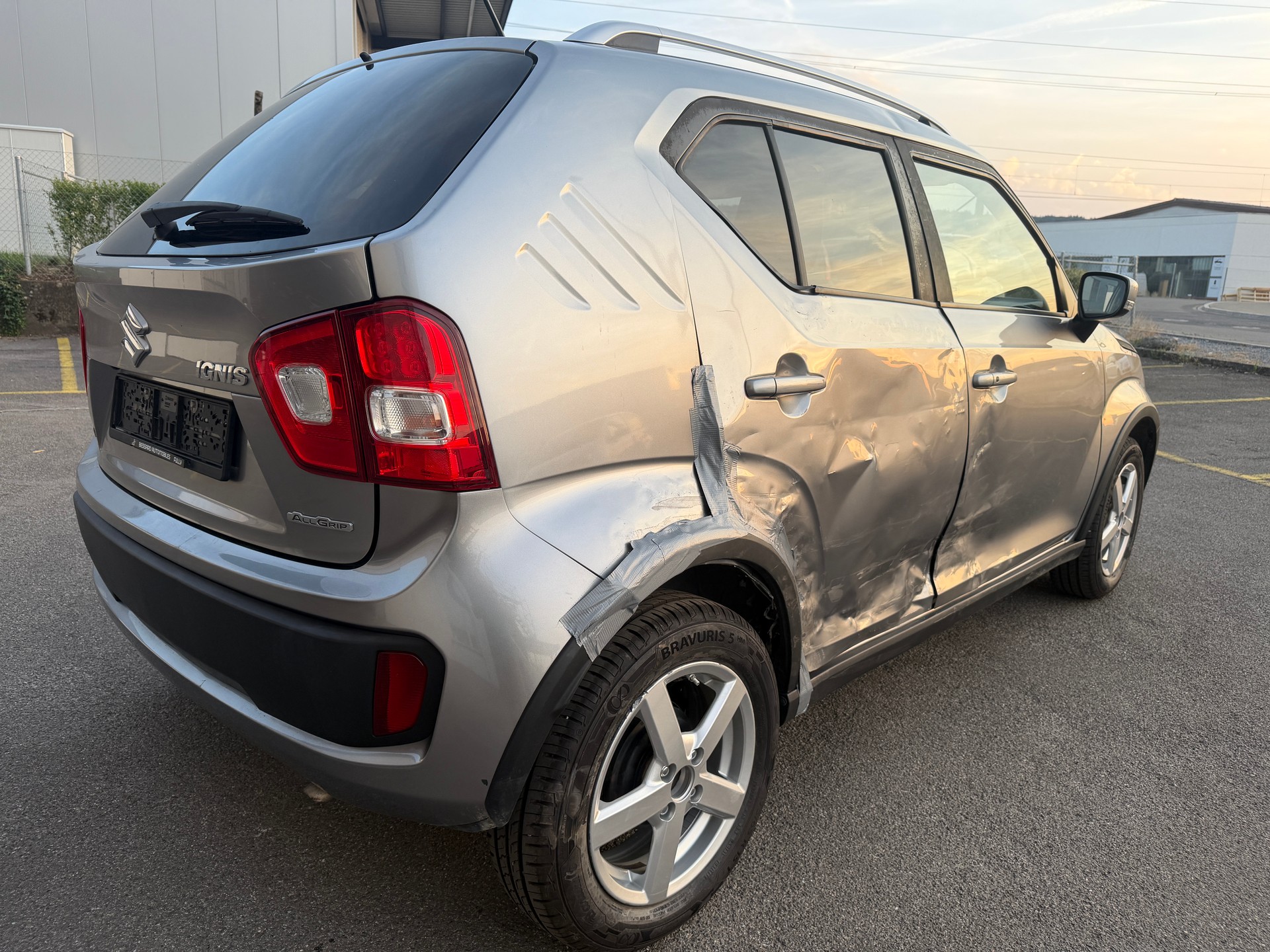 SUZUKI Ignis 1.2i Sergio Cellano Top 4x4-image-5