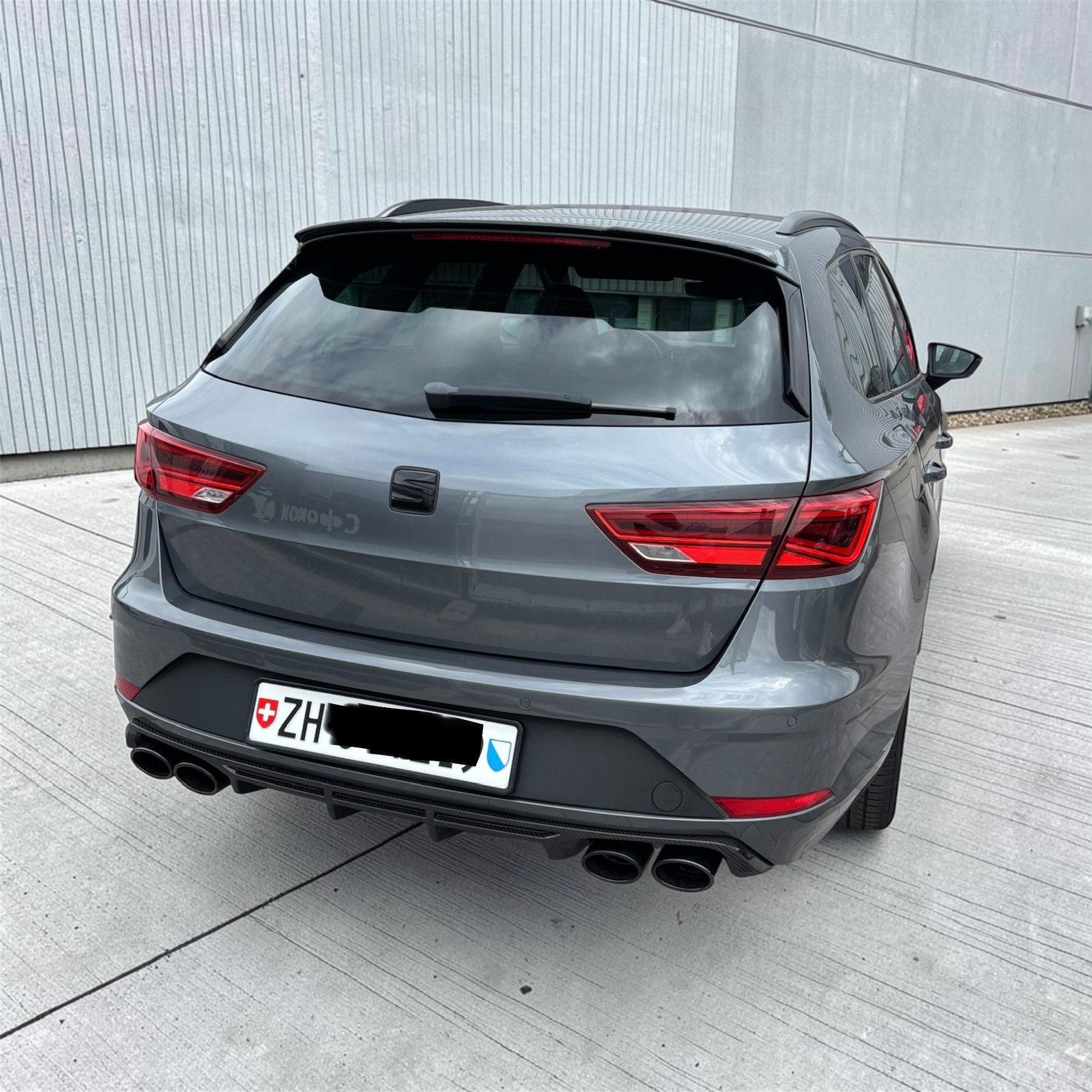 SEAT 2.0 TSI 370 Cupra 4Drive DSG frisch ab MFK, frisch ab Service-image-2