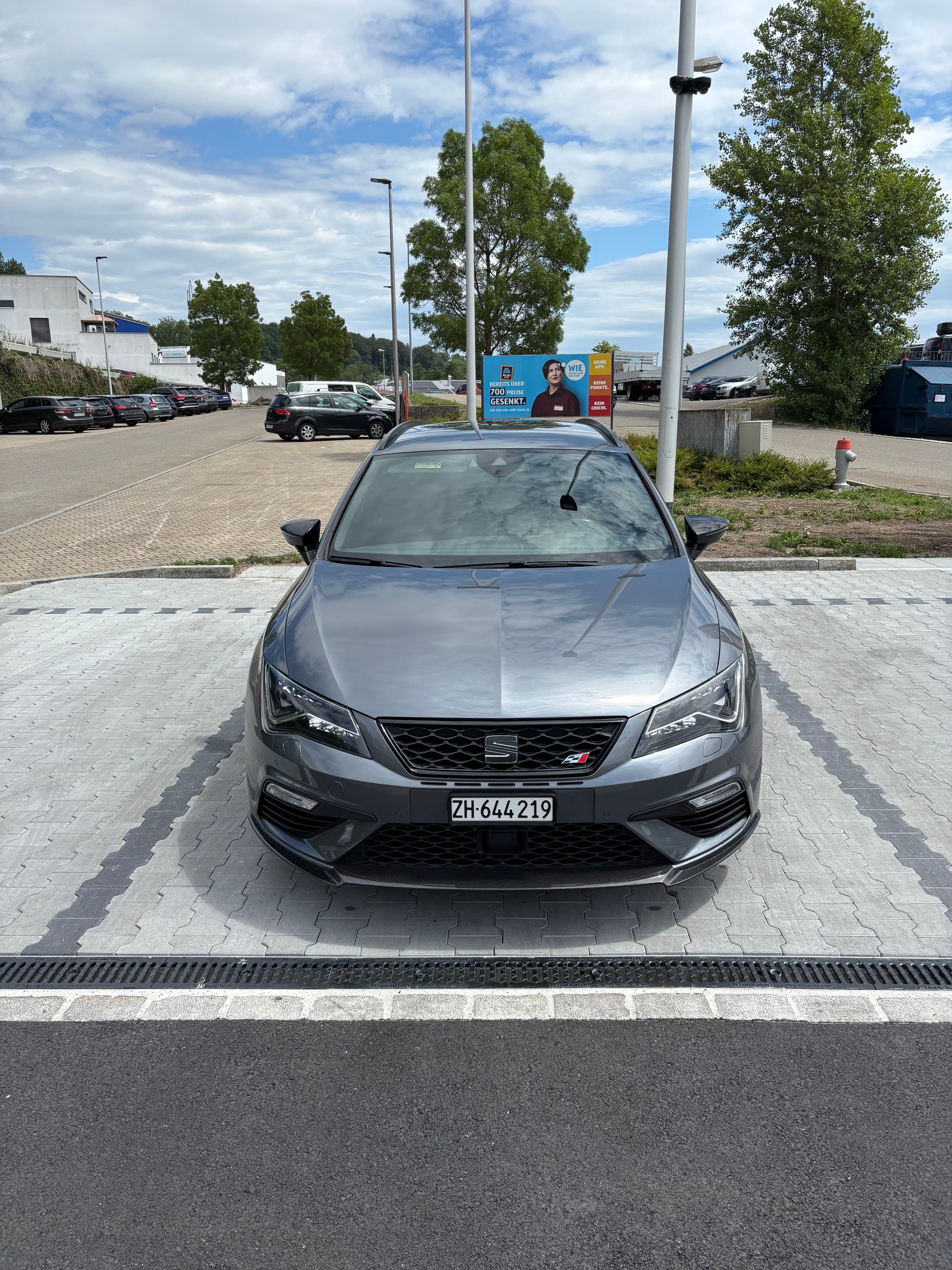 SEAT 2.0 TSI 370 Cupra 4Drive DSG-image-1