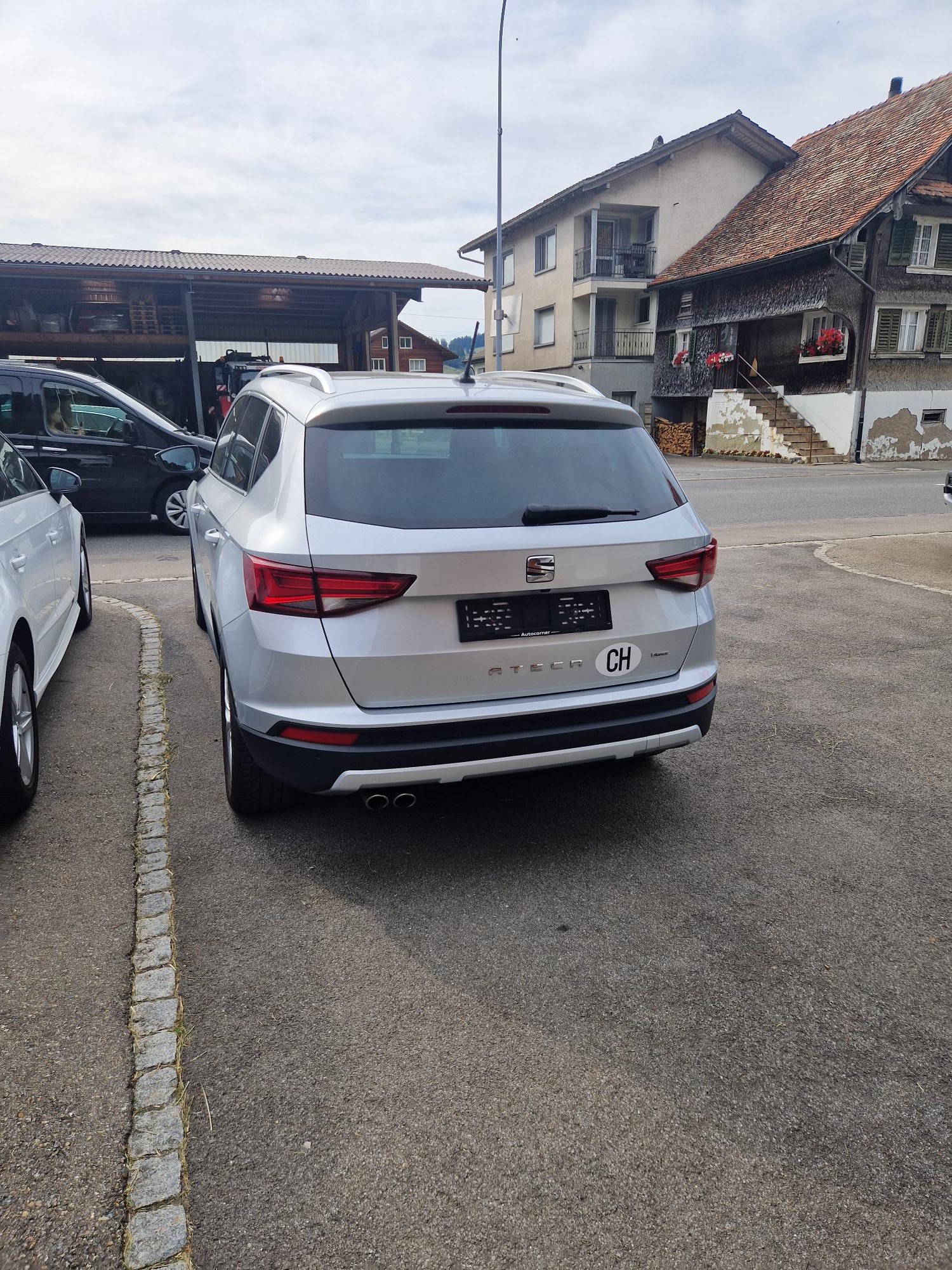 SEAT Ateca 2.0 TDI CR Xcellence 4Drive DSG-image-1