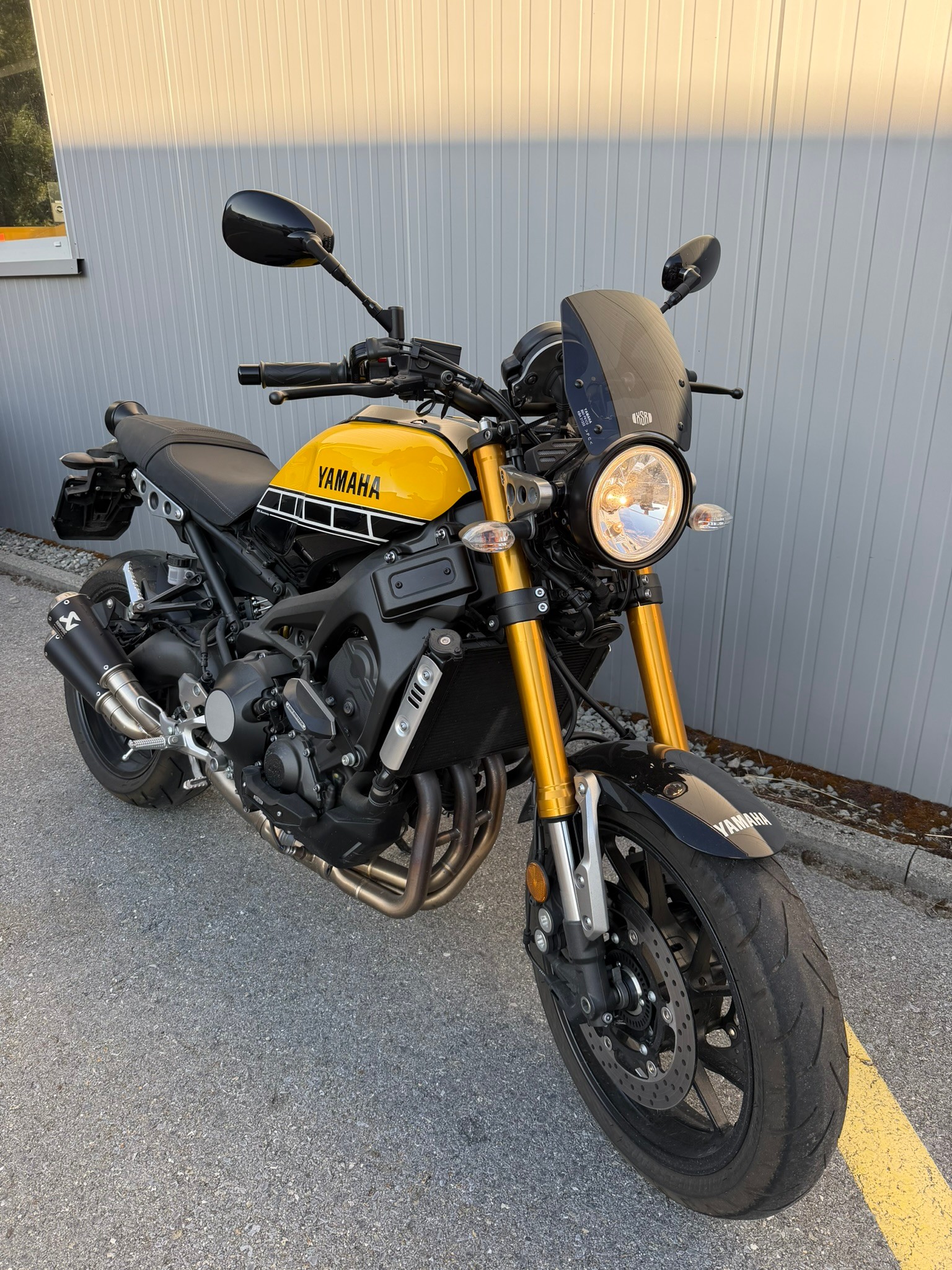 YAMAHA XSR 900 60 Anniversary-showroom-element-2