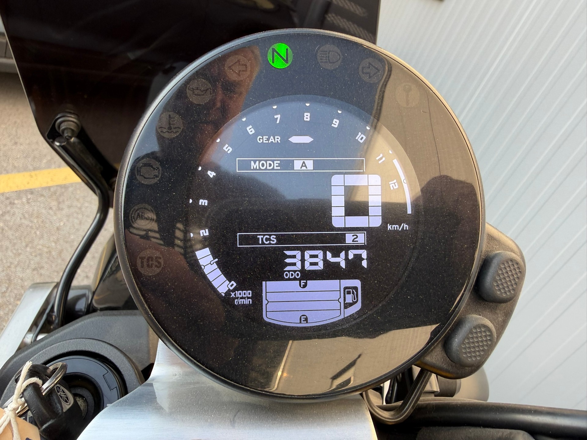 YAMAHA XSR 900 60 Anniversary-image-8