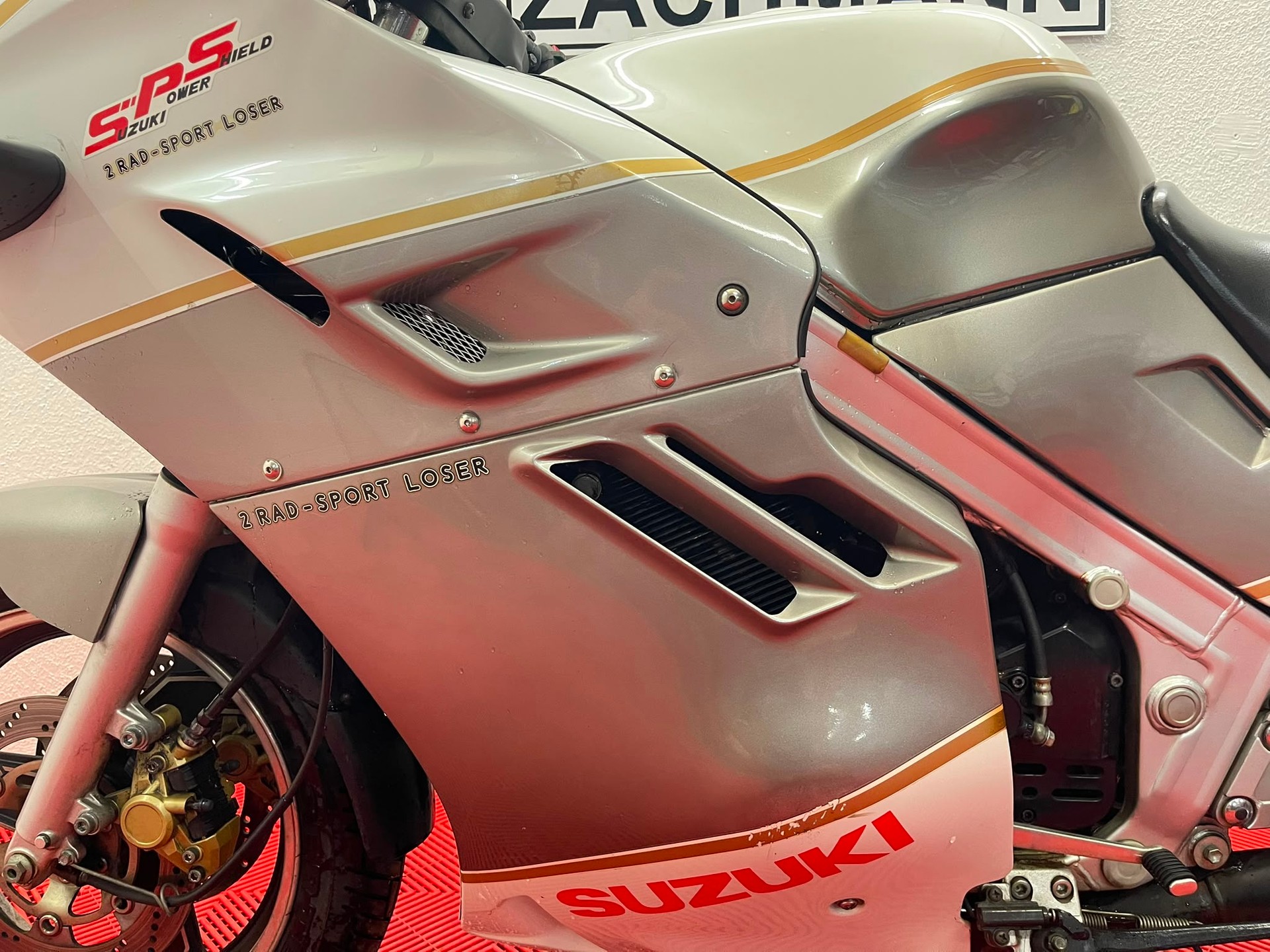 SUZUKI GSX 1100 F J-image-13