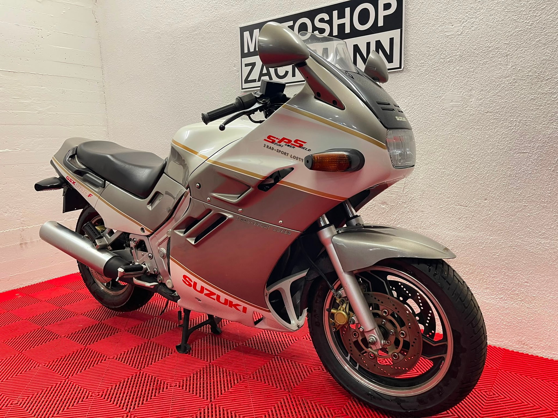 SUZUKI GSX 1100 F J-image-8