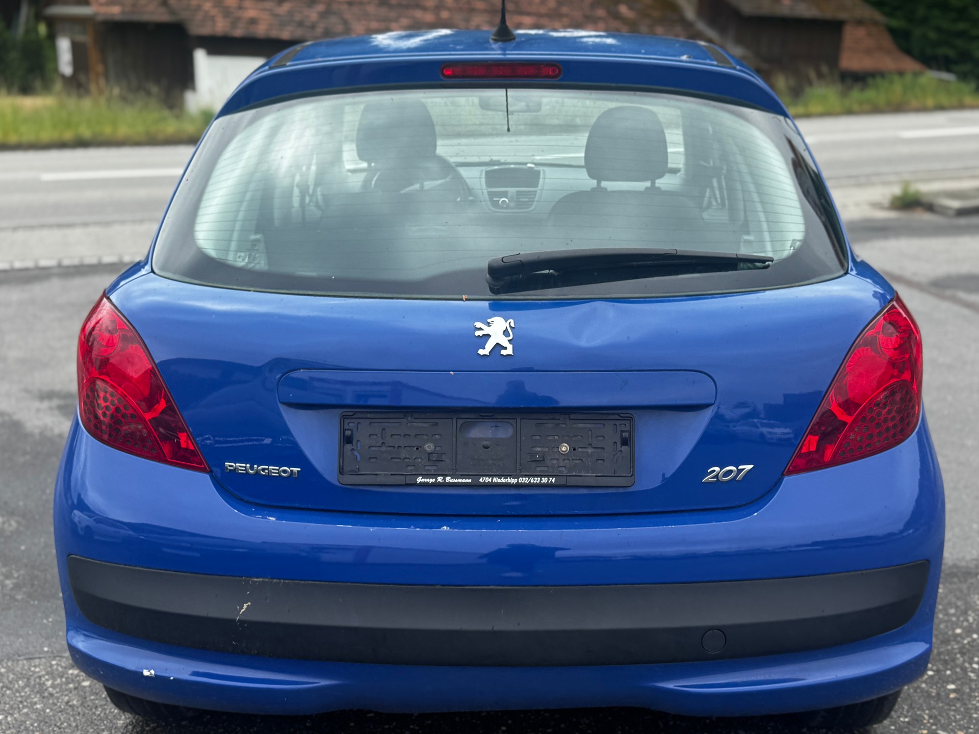 PEUGEOT 207 1.4 Urban-image-3