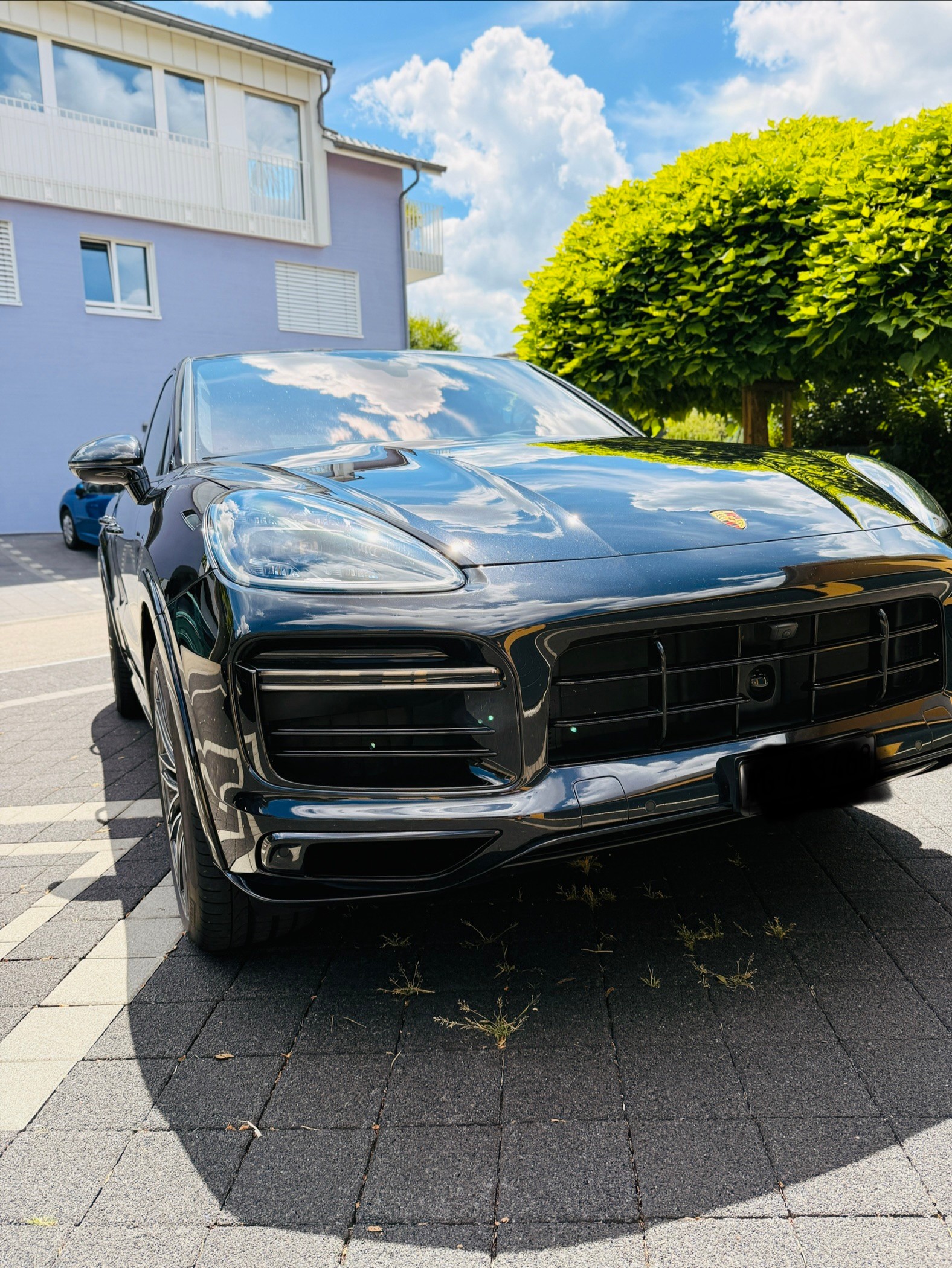 PORSCHE 4.0 V8 Turbo S E-Hybrid-image-3